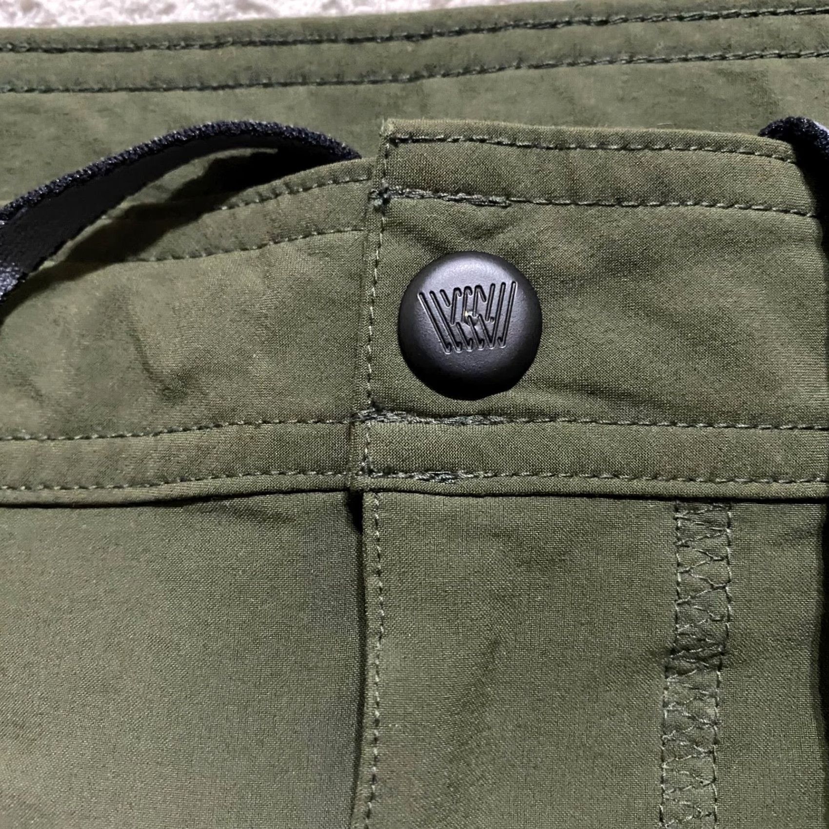 Vintage Mack Weldon Shorts Mens Bermuda Athletic Drawstring Lightweight Pockets Gray Green 7in Inseam Nylon Spandex Quick Dry Athletic Mens Size US 33 - 7 Thumbnail