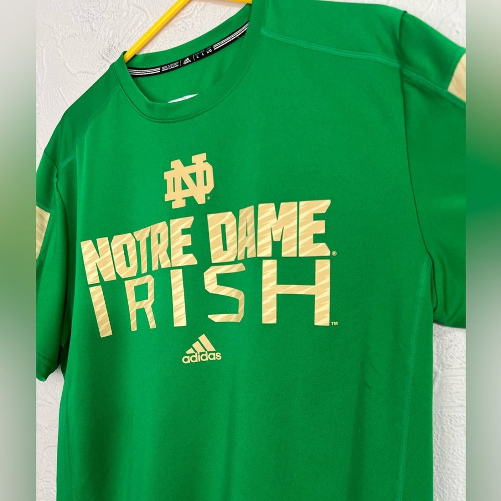 Adidas Notre Dame Fighting Irish Adidas NCAA Performance Shirt Men Size US L / EU 52-54 / 3 - 2 Thumbnail