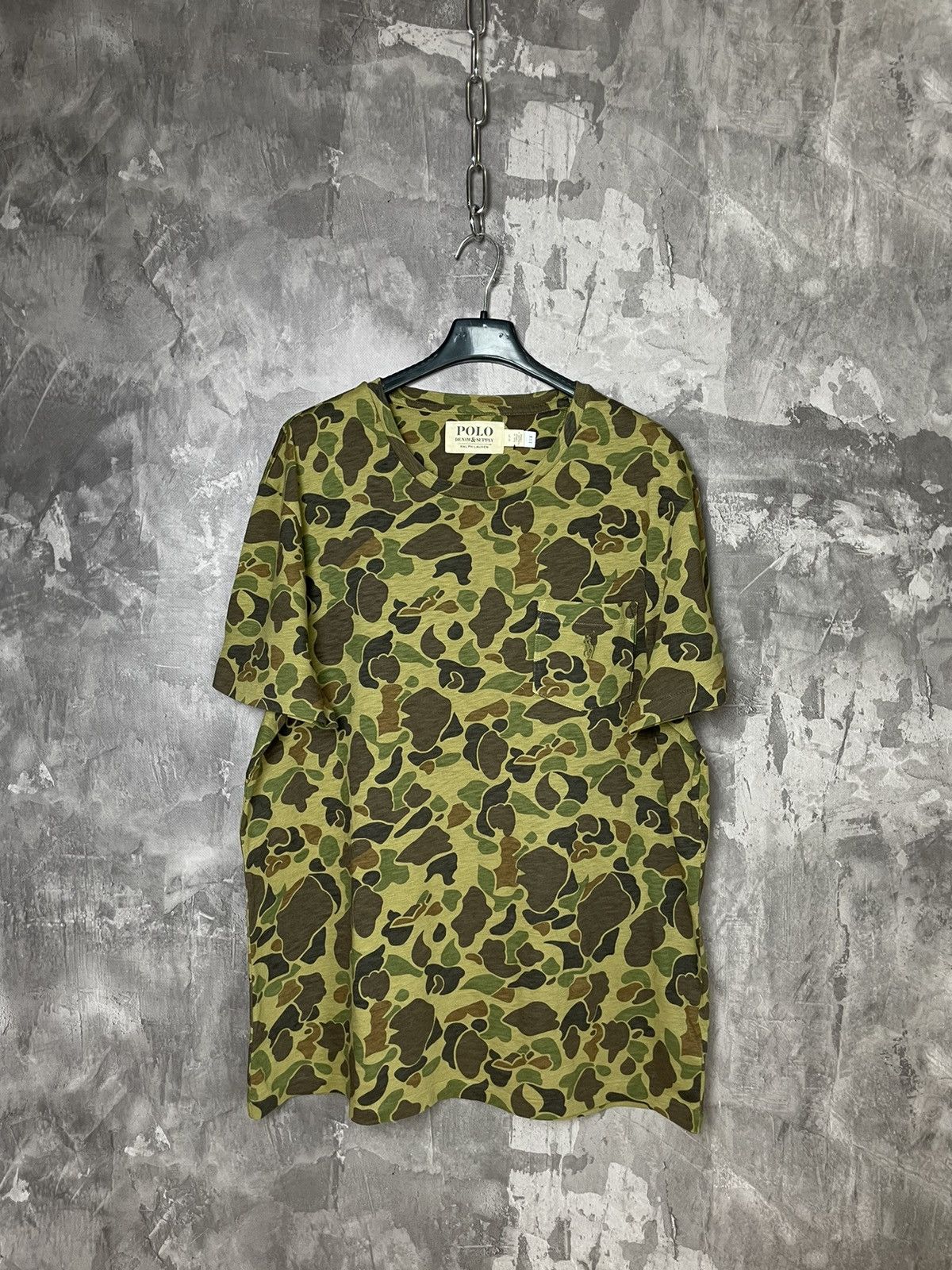 Vintage Ralph Lauren Denim & Supply Camo Y2K Rare T-shirt Size US L / EU 52-54 / 3 - 1 Thumbnail