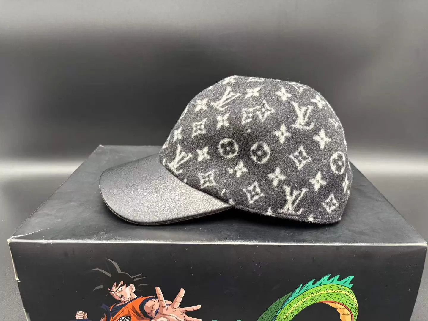 Louis Vuitton Patterned Baseball Cap with Leather Brim Size ONE SIZE - 1 Thumbnail