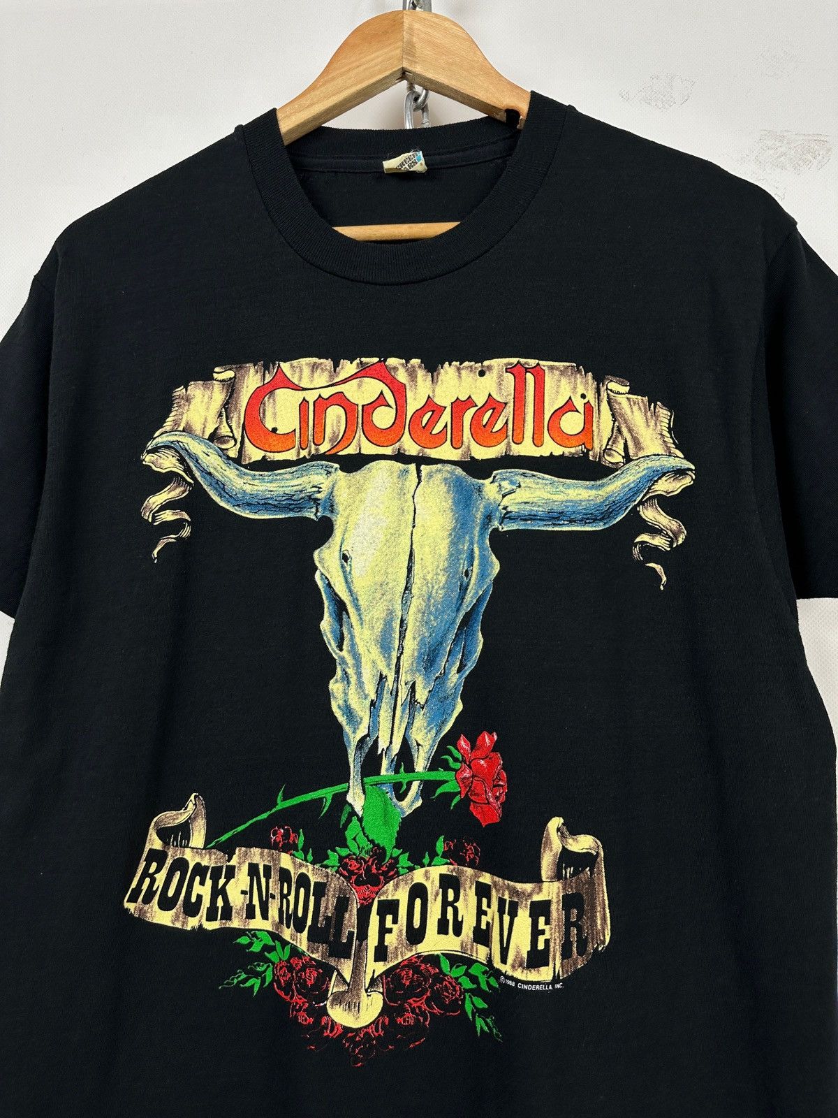 Band Tees 1988 Vintage Cinderella Long Cold Winter Tour Band T-Shirt Size US L / EU 52-54 / 3 - 7 Thumbnail