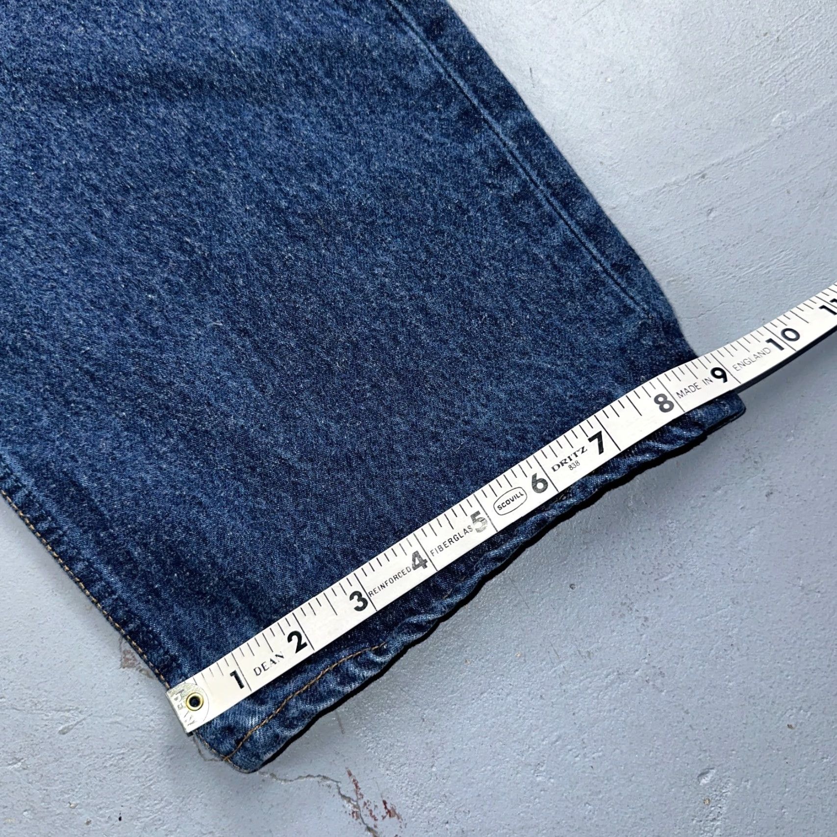 Levi's VINTAGE Levi's 501 Jeans Straight 90s USA Blue Wash Medium 44x32 Leather Button 5-Pocket Mens Denim Cotton Regular 90s Theme Size US 44 / EU 60 - 5 Thumbnail
