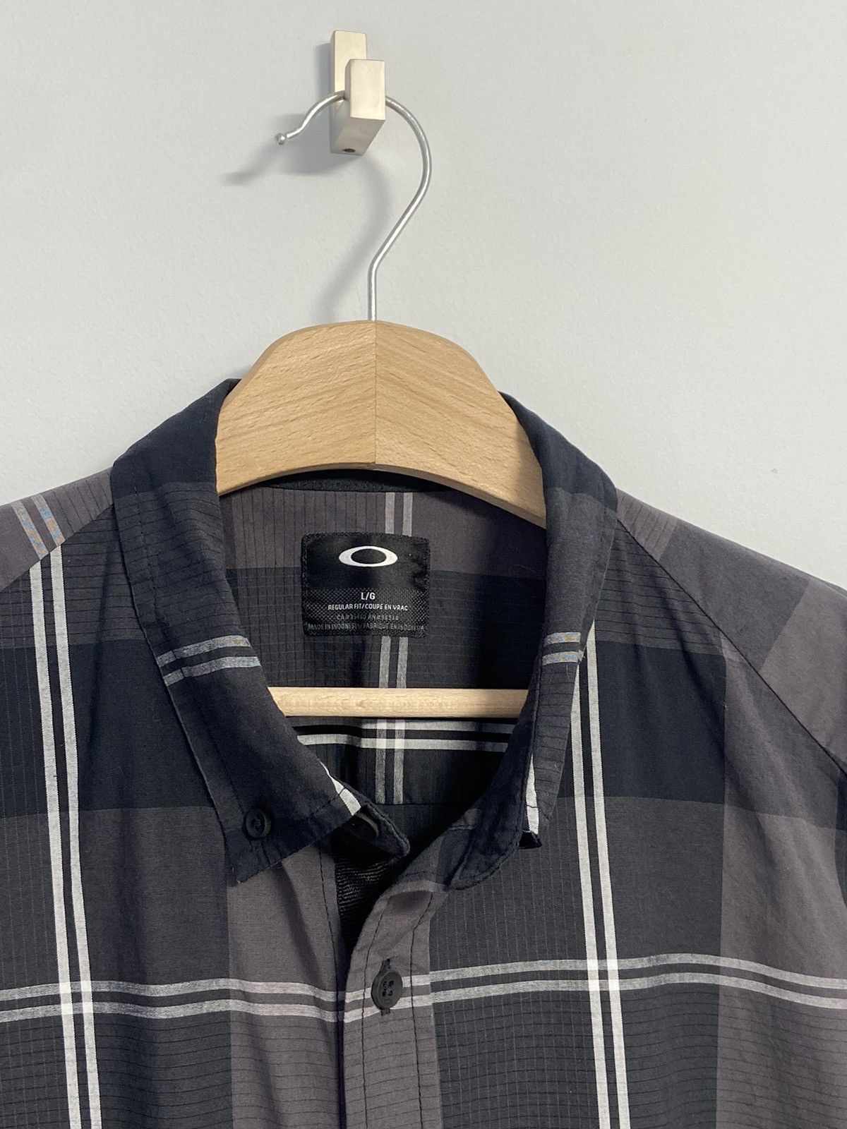 Vintage Oakley Vintage Button Up Shirt Size US L / EU 52-54 / 3 - 3 Thumbnail