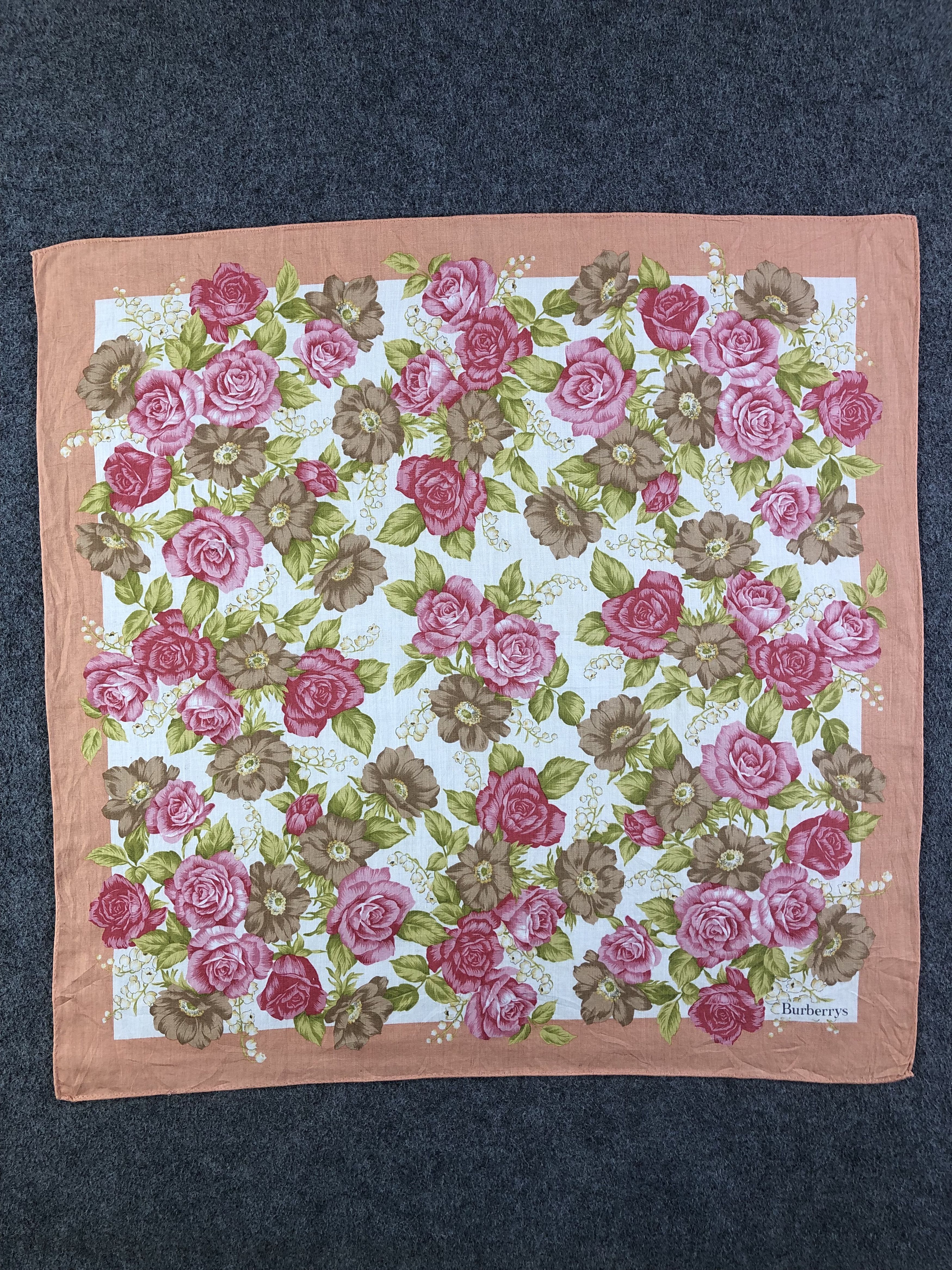 Burberry Burberrys Handkerchief / Bandana / Neckerchief Size ONE SIZE - 3 Thumbnail