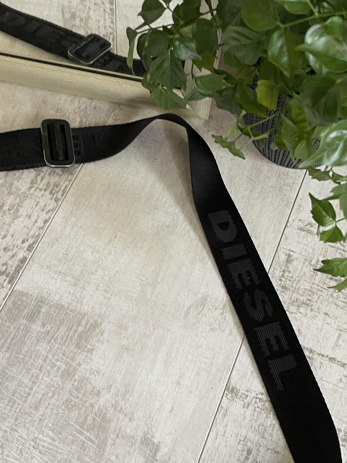 Diesel × Vintage Diesel Suede Vintage Bags Y2K Lights Black Logo Japanese Size ONE SIZE - 9 Thumbnail