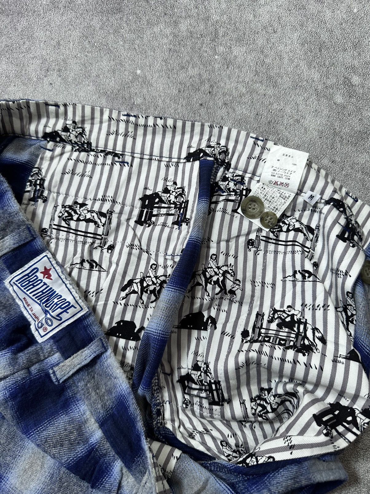 Bape Vintage Bape Plaid Short Pants Size US 32 / EU 48 - 10 Thumbnail