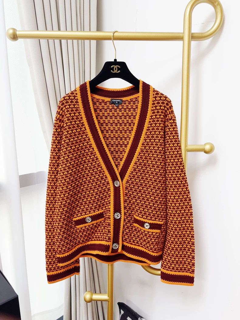 Chanel Chanel 23A Dakar orange brown two-pocket knitted cardigan Size M / US 6-8 / IT 42-44 - 1 Thumbnail