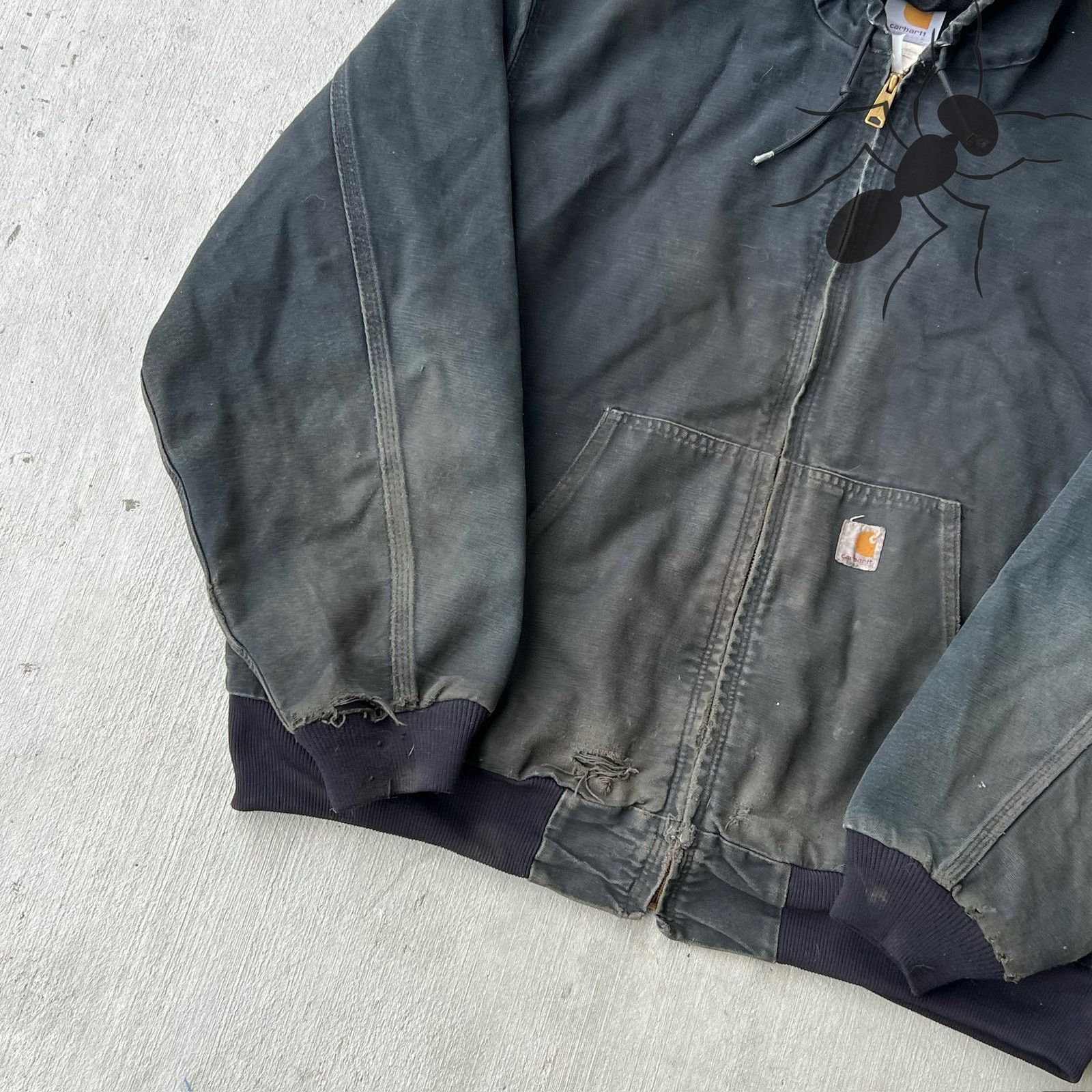 Carhartt × Vintage Carhartt J131 BLK faded black hooded work wear jacket Size US XXL / EU 58 / 5 - 8 Thumbnail