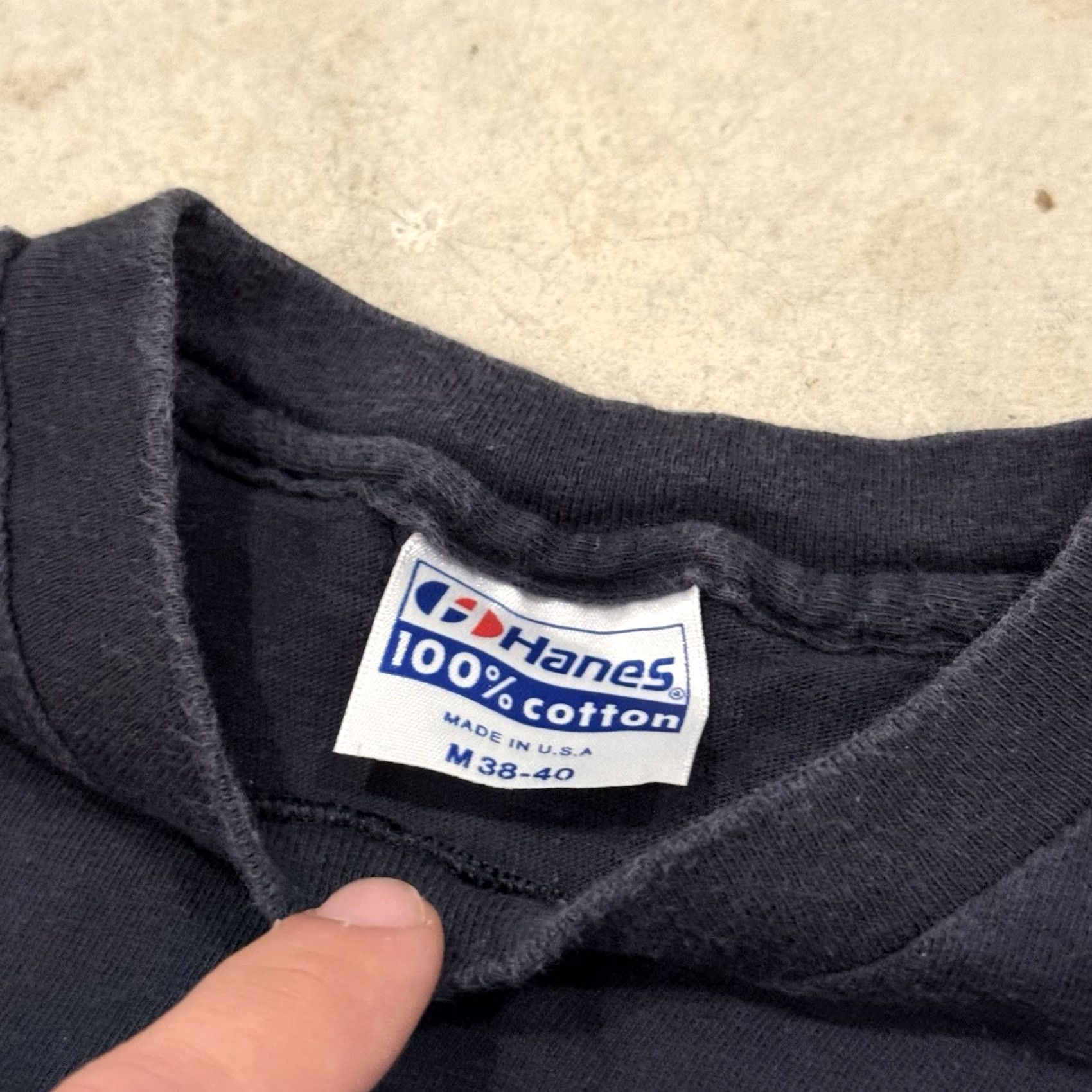 Hanes VINTAGE Bruce Springsteen Born In The USA Tour 84-85 SMALL T-Shirt Mens Black Cotton 80s Band Shirt Size ONE SIZE - 3 Thumbnail