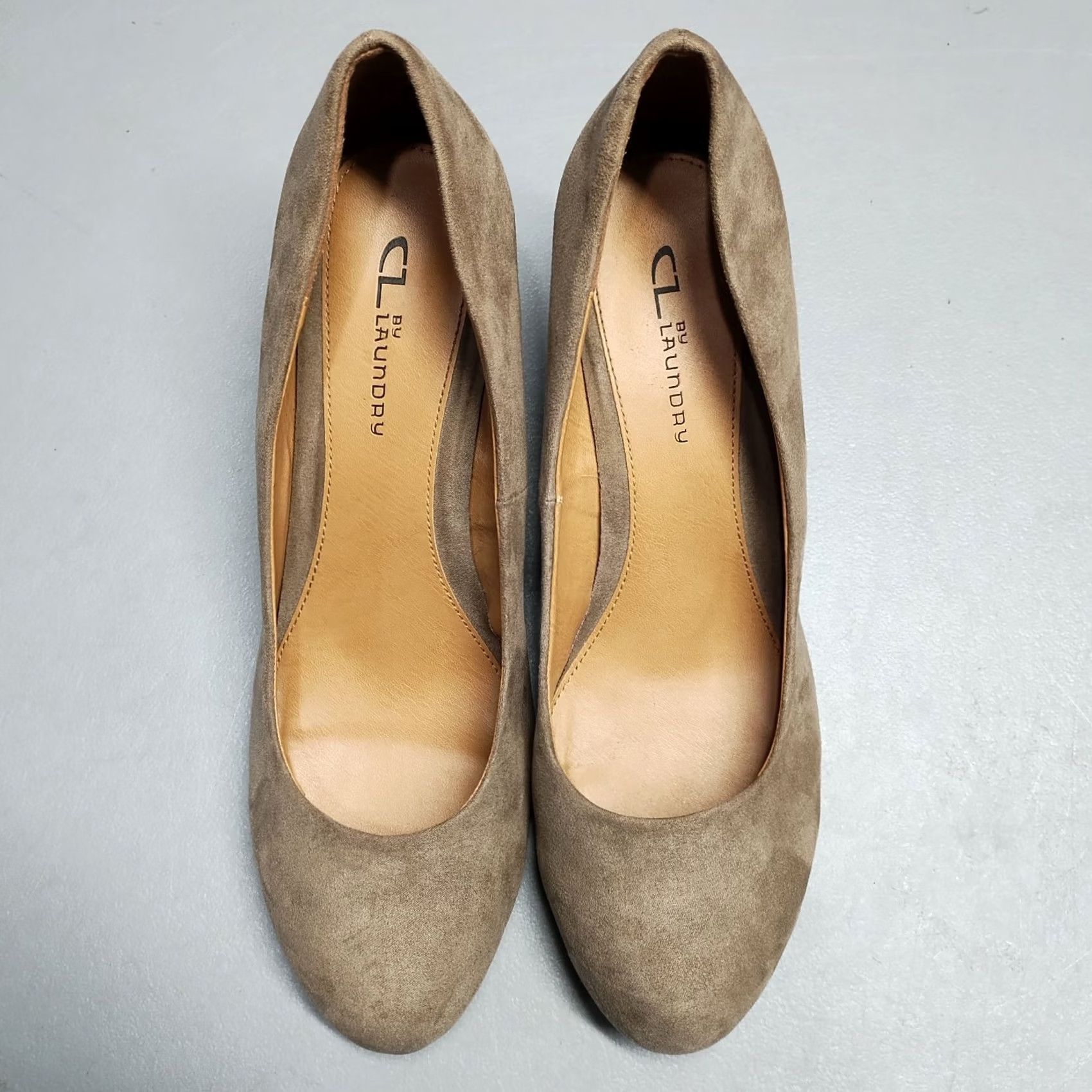 Vintage CL by Laundry Nima Wedge Pumps Womens Size 11 Brown Suede Almond Toe Slip On Shoes Size US 11 / IT 41 - 6 Thumbnail