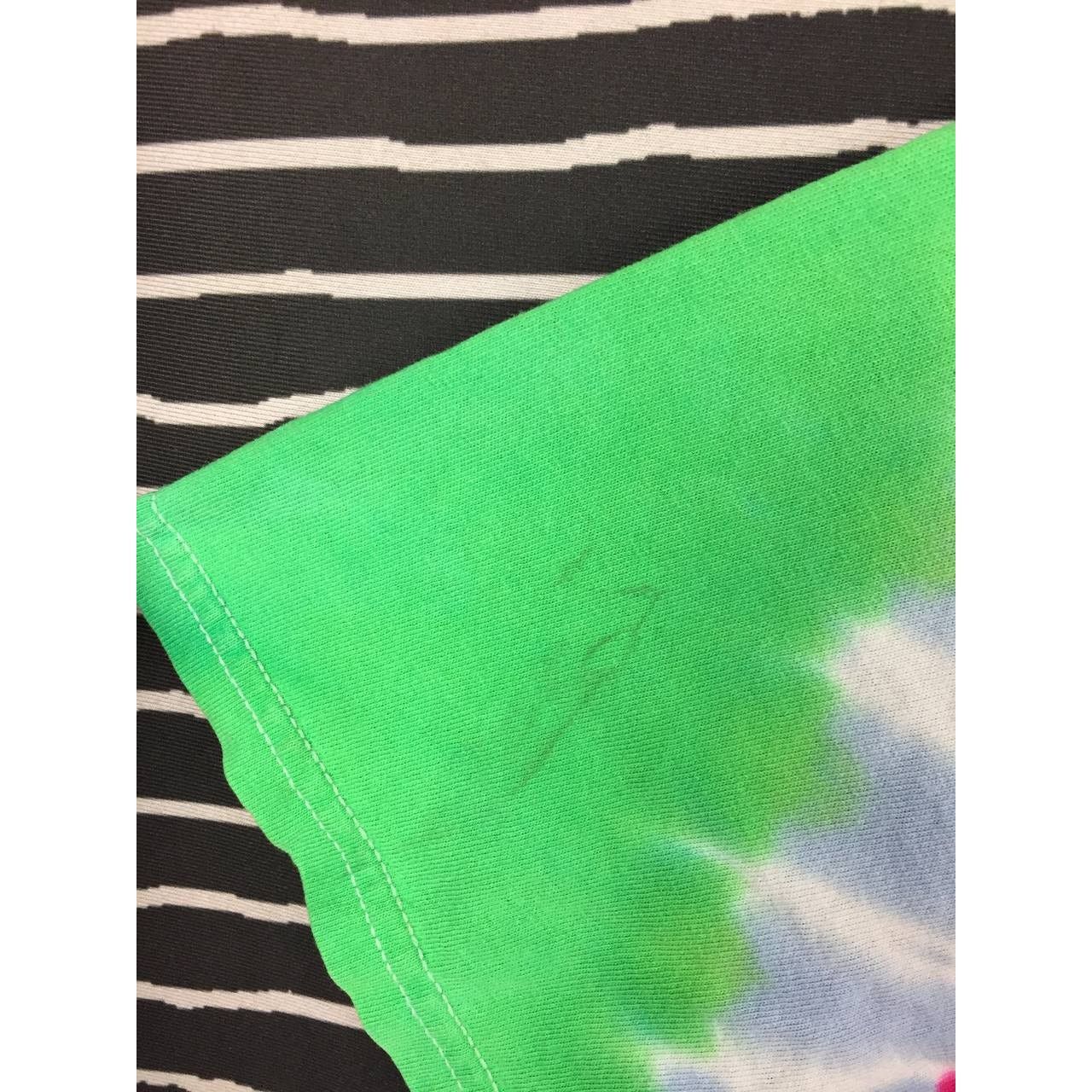 Gildan × Vintage Get Wise Classic Psychedelic Tie Dye Crew Staff Tee Size US L / EU 52-54 / 3 - 8 Thumbnail