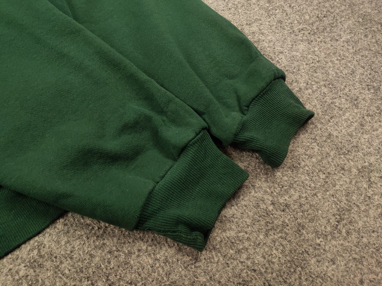 Russell Athletic Vintage Russell Athletics USA Made Blank Green Sweatshirt Size US XL / EU 56 / 4 - 9 Thumbnail