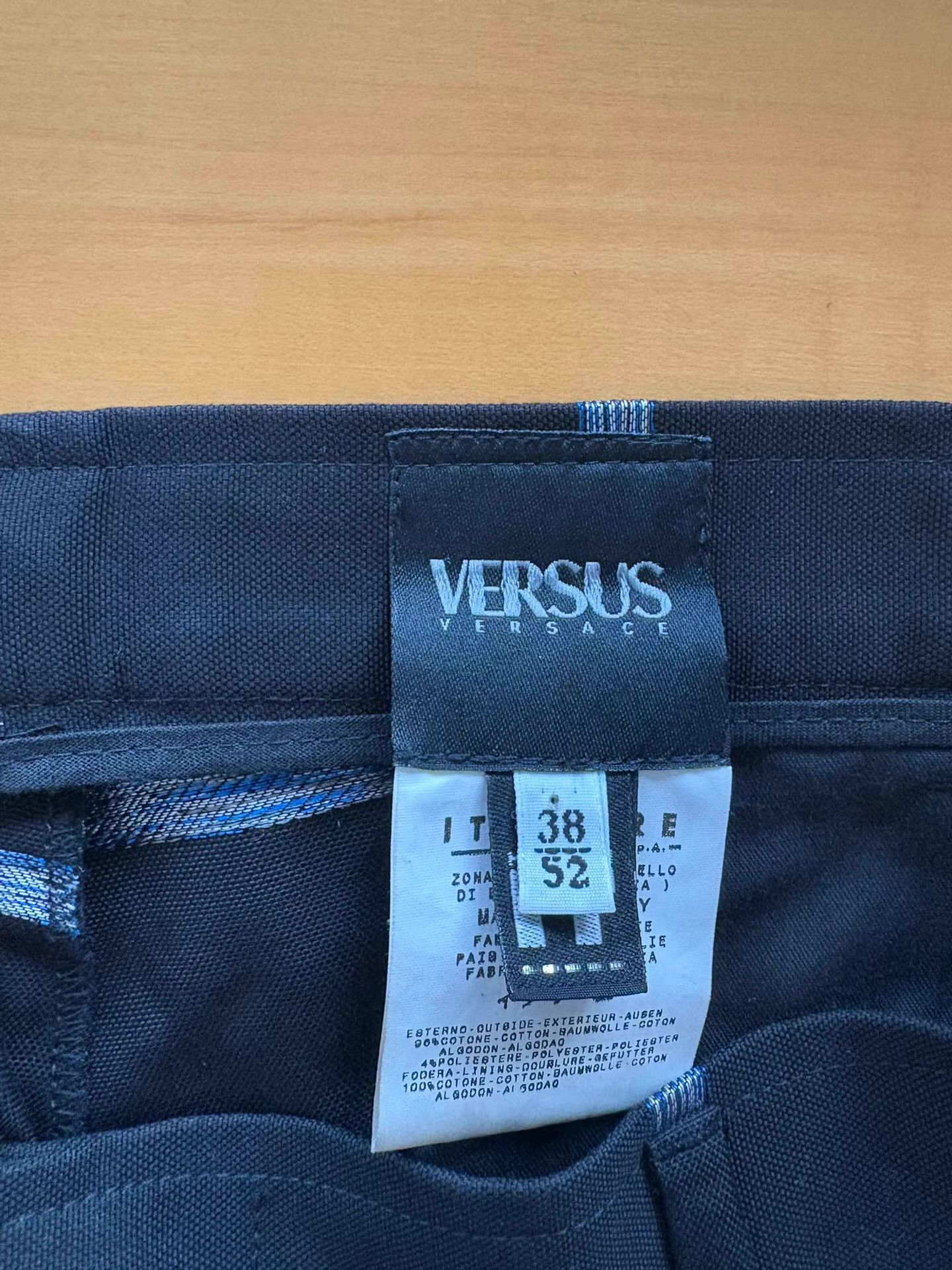 Versace Versus Versace Men's Black Check Trousers。Ｑ21 Size US 36 / EU 52 - 2 Thumbnail