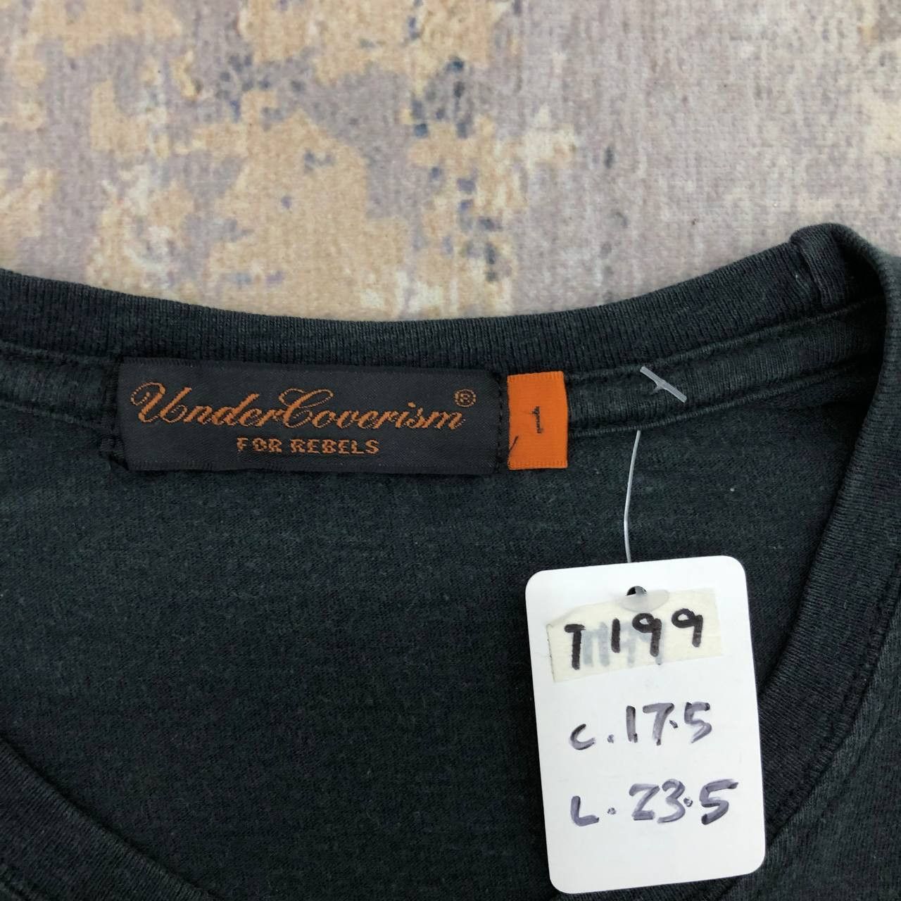 Undercover T199 SUNFADED UNDER COVERISM FOR REBELS CROPPED TEE Size S / US 4 / IT 40 - 7 Thumbnail
