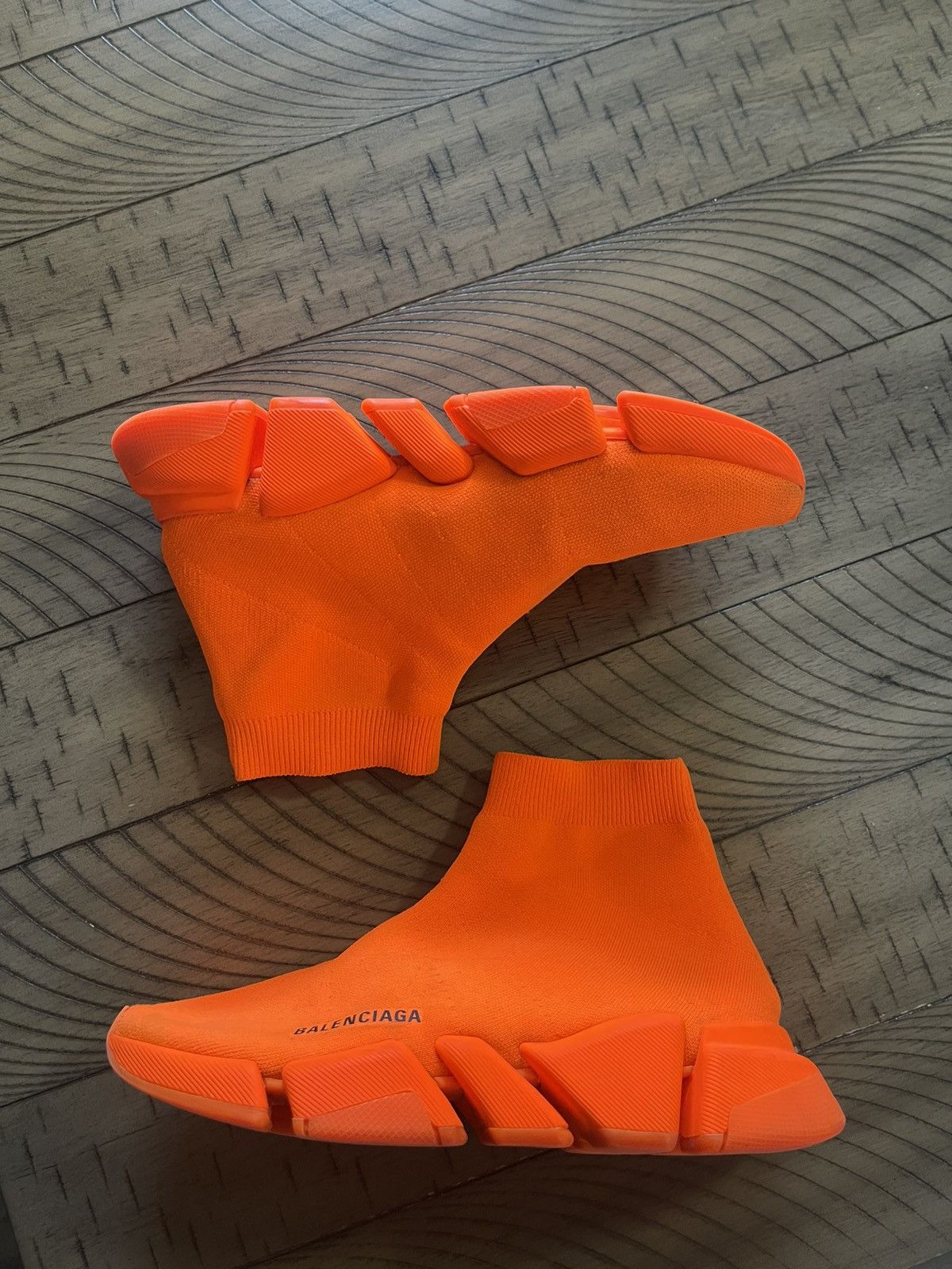 Balenciaga Balenciaga speed 2.0 'Neon Orange' Size US 8 / EU 41 - 6 Thumbnail