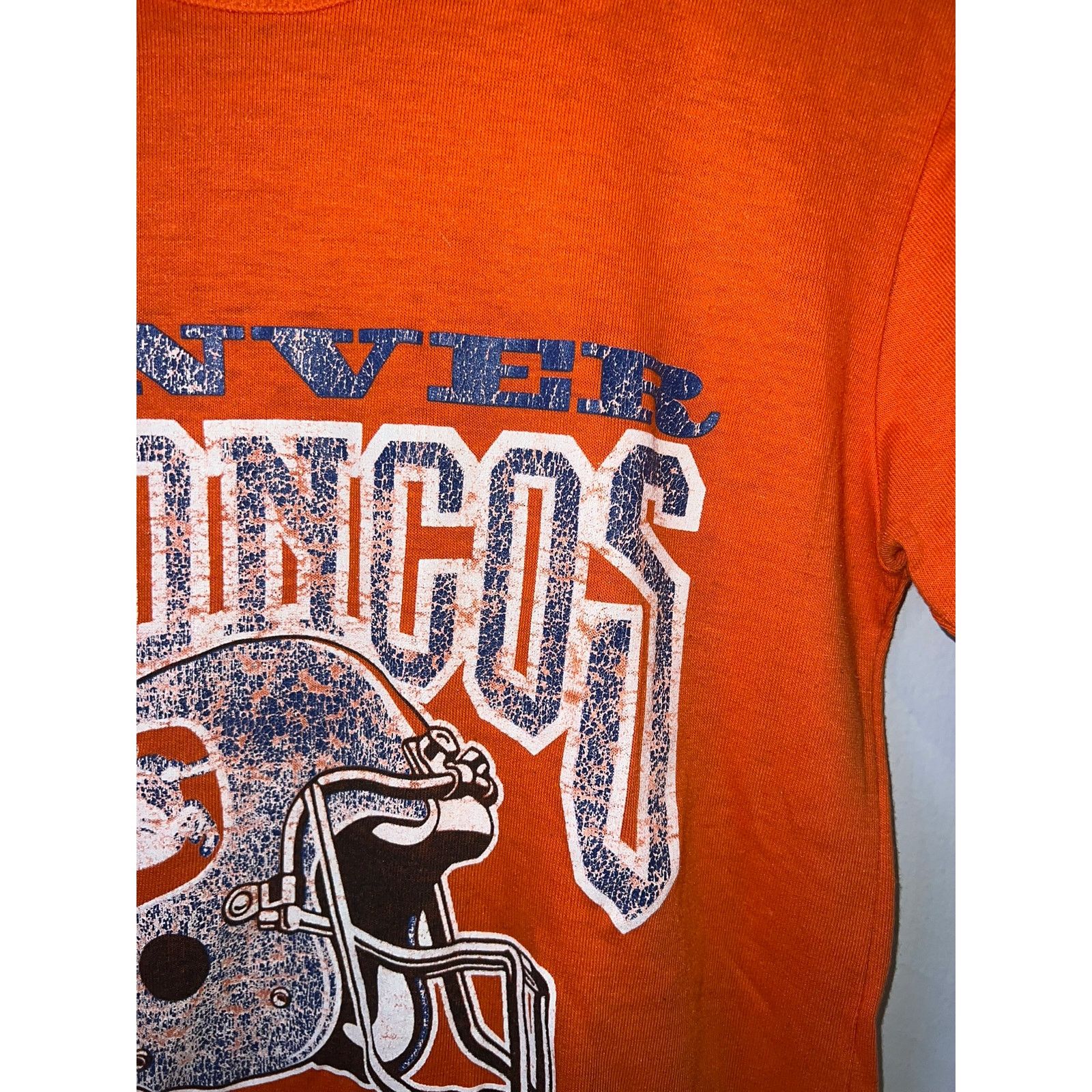 NFL 1980s Vintage Denver Broncos Faded NFL Football Shirt 80s M Size US M / EU 48-50 / 2 - 4 Thumbnail