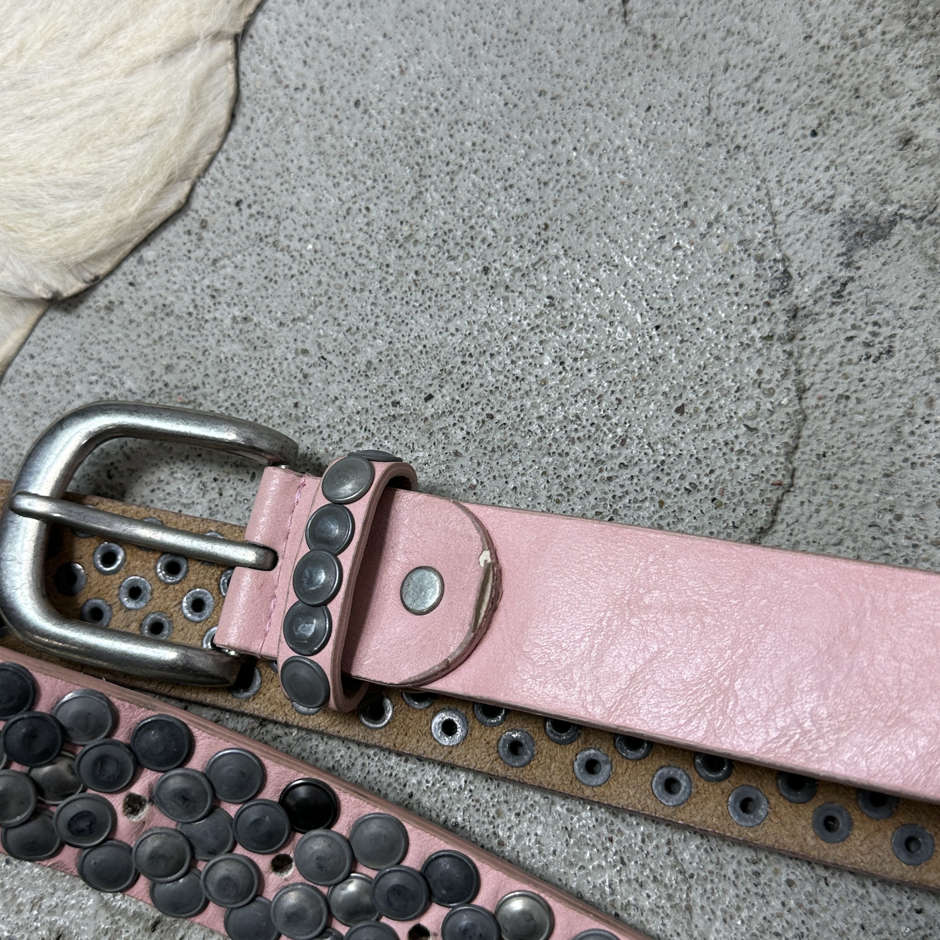 Vintage Vintage Avant Garde Pink Studded Grunge Belt 00s Size ONE SIZE - 3 Thumbnail