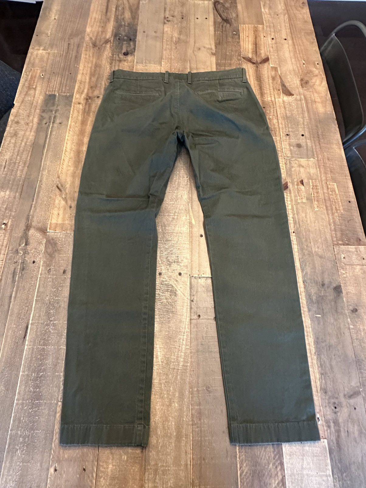 J.Crew J. Crew 484 Slim Fit Stretch Chino Pant 33 X 32 Olive Size US 33 - 2 Thumbnail