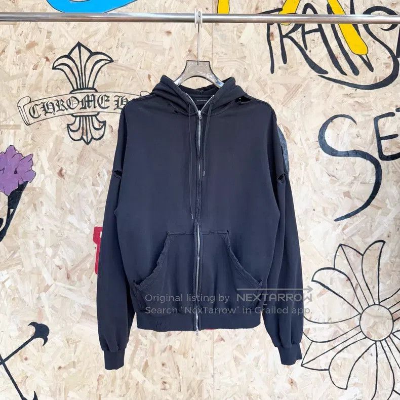 Balenciaga Balenciaga Distressed Zipper Hooded Jacket Size US S / EU 44-46 / 1 - 1 Thumbnail