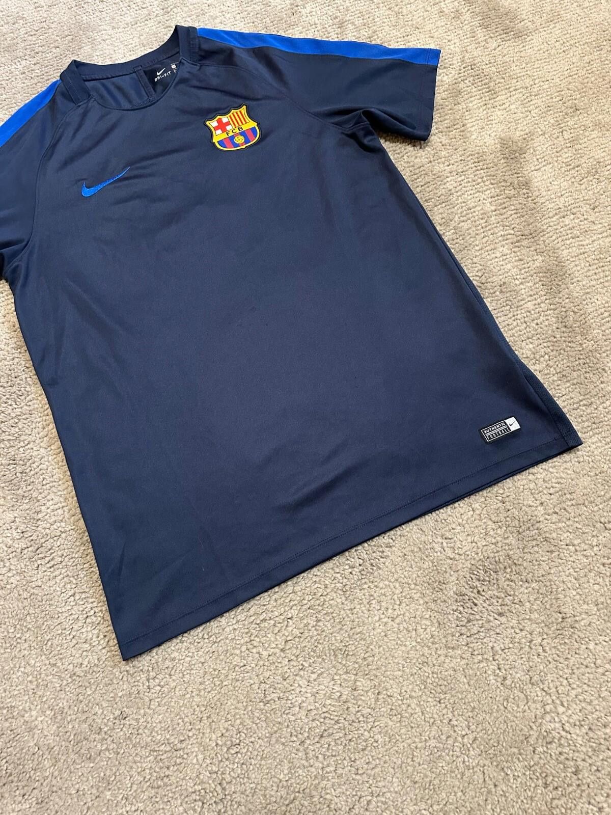 Nike BARCELONA NIKE 2016/2017 FOOTBALL SOCCER TRAINING JERSEY Size US L / EU 52-54 / 3 - 2 Thumbnail