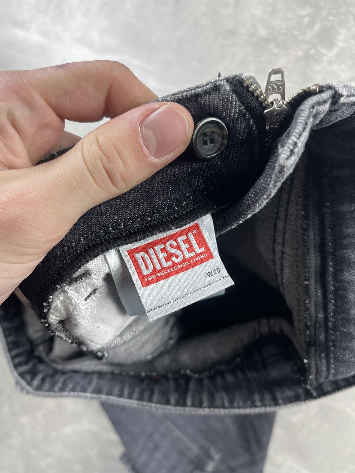 Diesel Diesel Industry Wash Bootcut Jeans Metal Logo Belt Buckle Size 29" - 14 Thumbnail