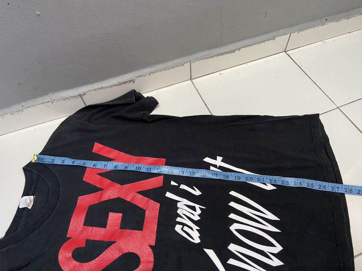 Delta SEXY AND I KNOW IT LMFAO GRAPHICS TEE SHIRT Size US M / EU 48-50 / 2 - 11 Thumbnail