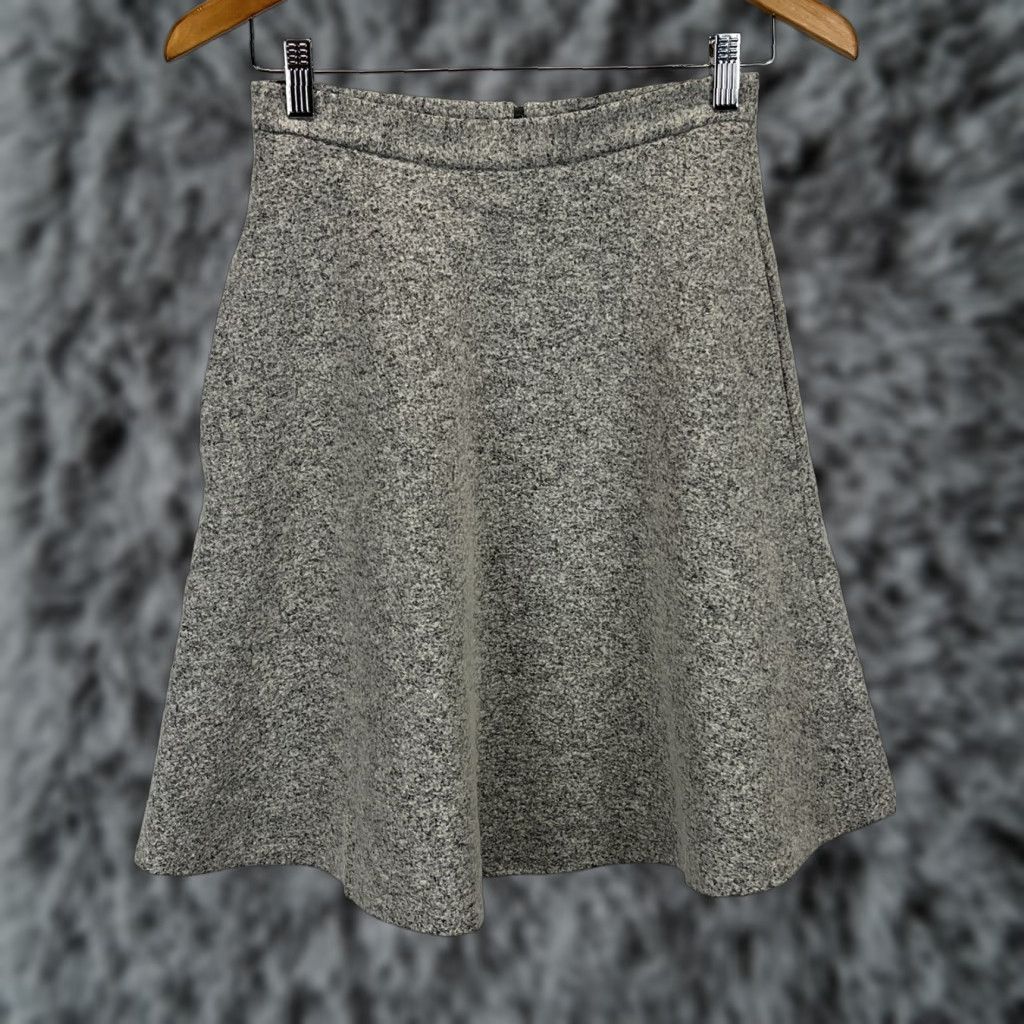 Theory Theory Skirt Women Size 0 Gray A-line Pockets Short Womens Size 25" / US 0 / IT 36 - 1 Thumbnail