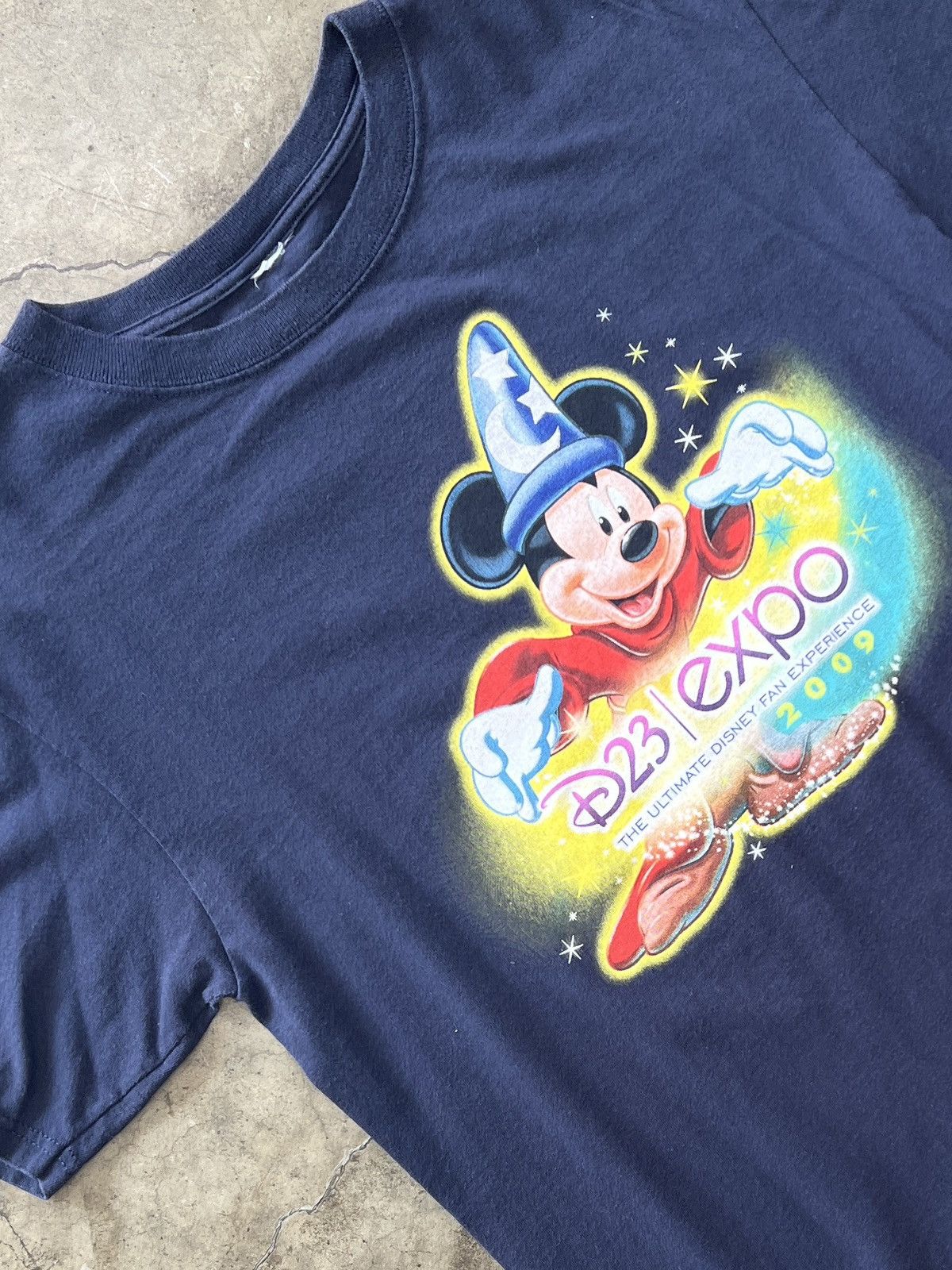 Disney Vintage 2009 Disney Expo Fantasia Mickey Mouse Tee Large Size US L / EU 52-54 / 3 - 1 Thumbnail