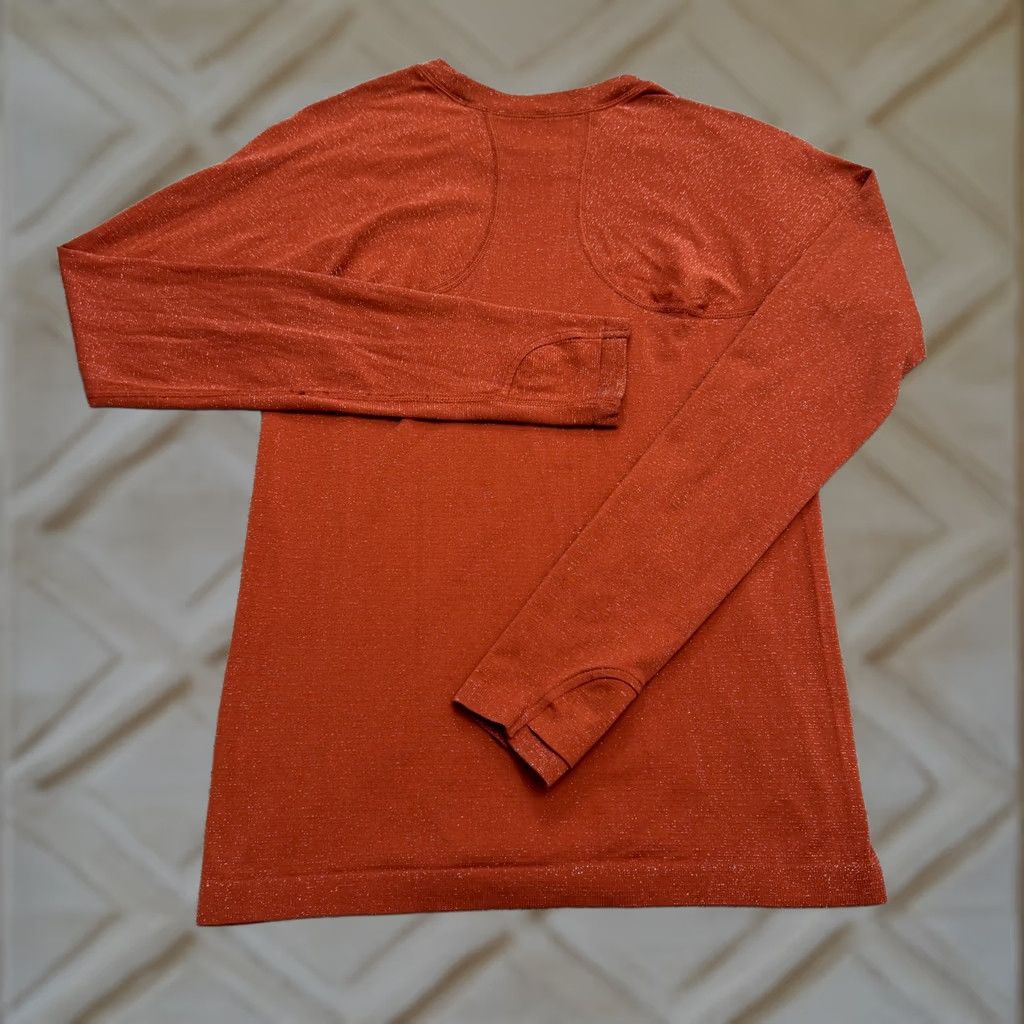 Athleta Athleta Momentum Glitter Sparkle Long Sleeve Shirt Womens Small Orange Crew Neck Shirt Size XS / US 0-2 / IT 36-38 - 1 Thumbnail