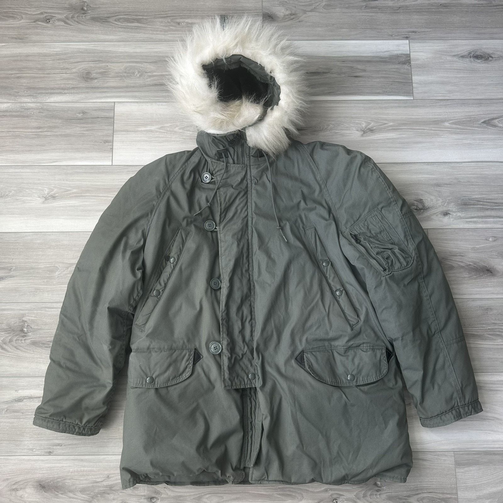 VTG 80s USAF N3B Parka Size Large Greenbriar Extreme Cold