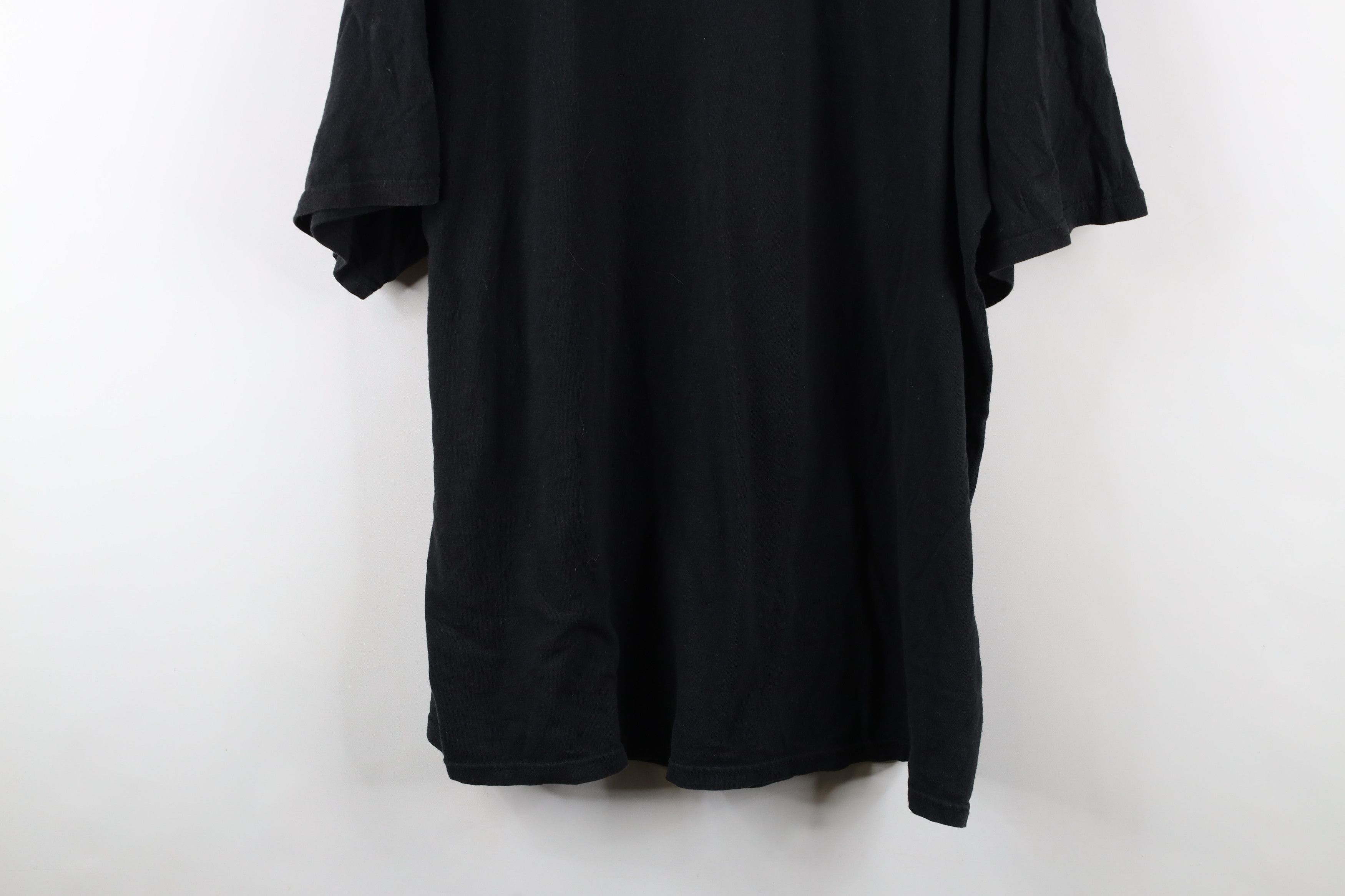 Vintage Vintage Y2K Retro Distressed Band Short Sleeve T-Shirt Size US XXL / EU 58 / 5 - 12 Thumbnail