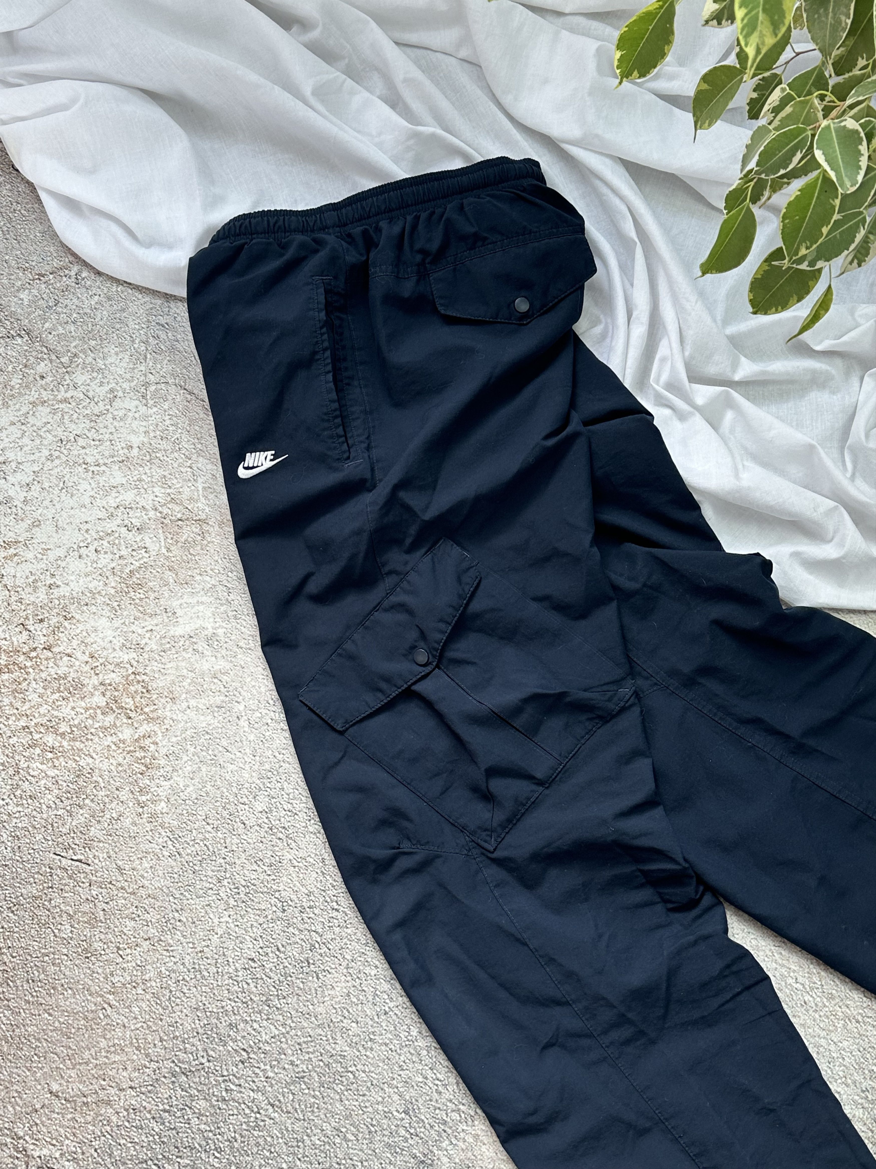 Nike × Vintage Vintage 00s RARE Nike Track Pants Baggy Nylon m Size US 34 / EU 50 - 5 Thumbnail