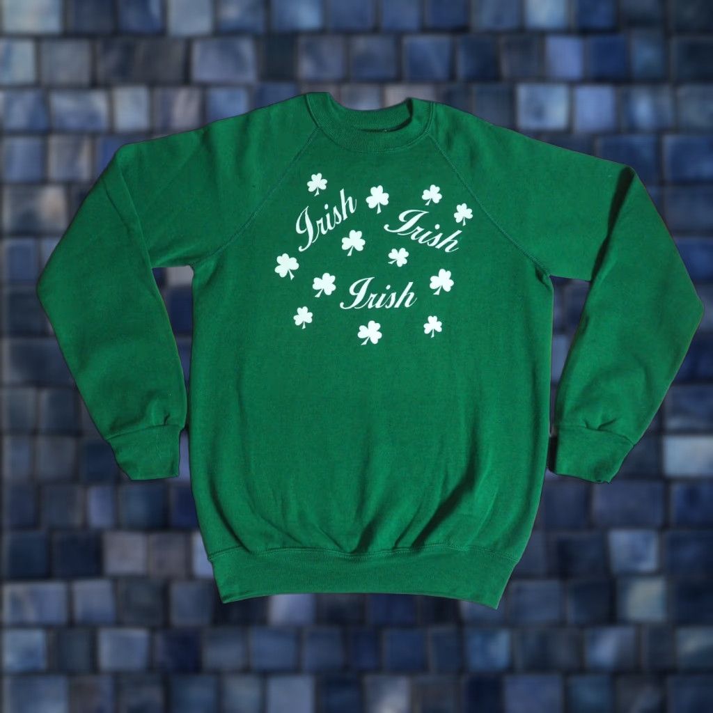 Vintage VINTAGE Bassett Walker Sweatshirt 80s 90s Pullover Crew Neck Green Graphic Print M Mens Size US M / EU 48-50 / 2 - 1 Thumbnail