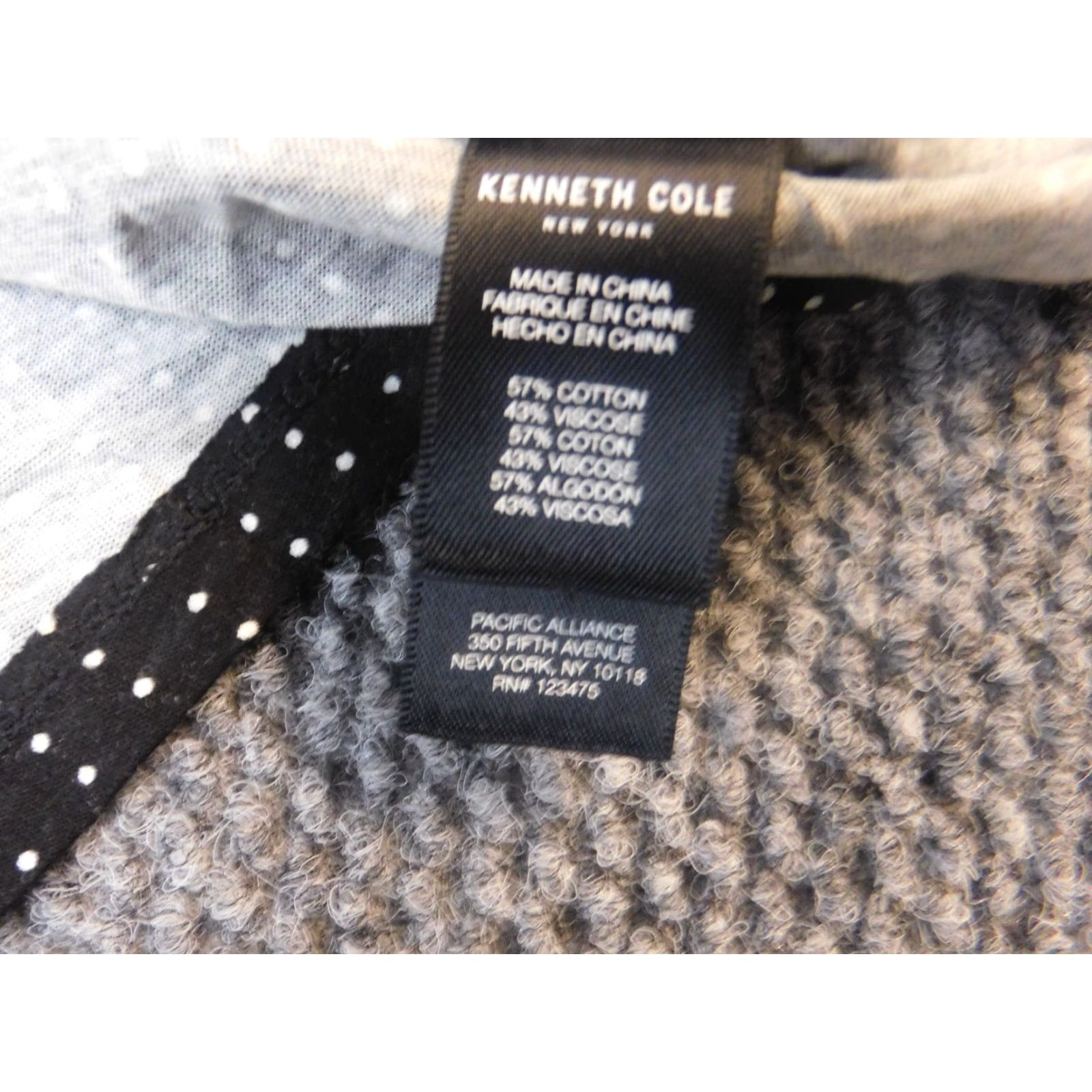 Kenneth Cole Kenneth Cole Blouse Womens 2XS Black Polka Dot Short Sleeve Crew Neck Pullover Casual Polyester Rayon Button Regular Size XXS / US 00 / IT 34 - 7 Thumbnail