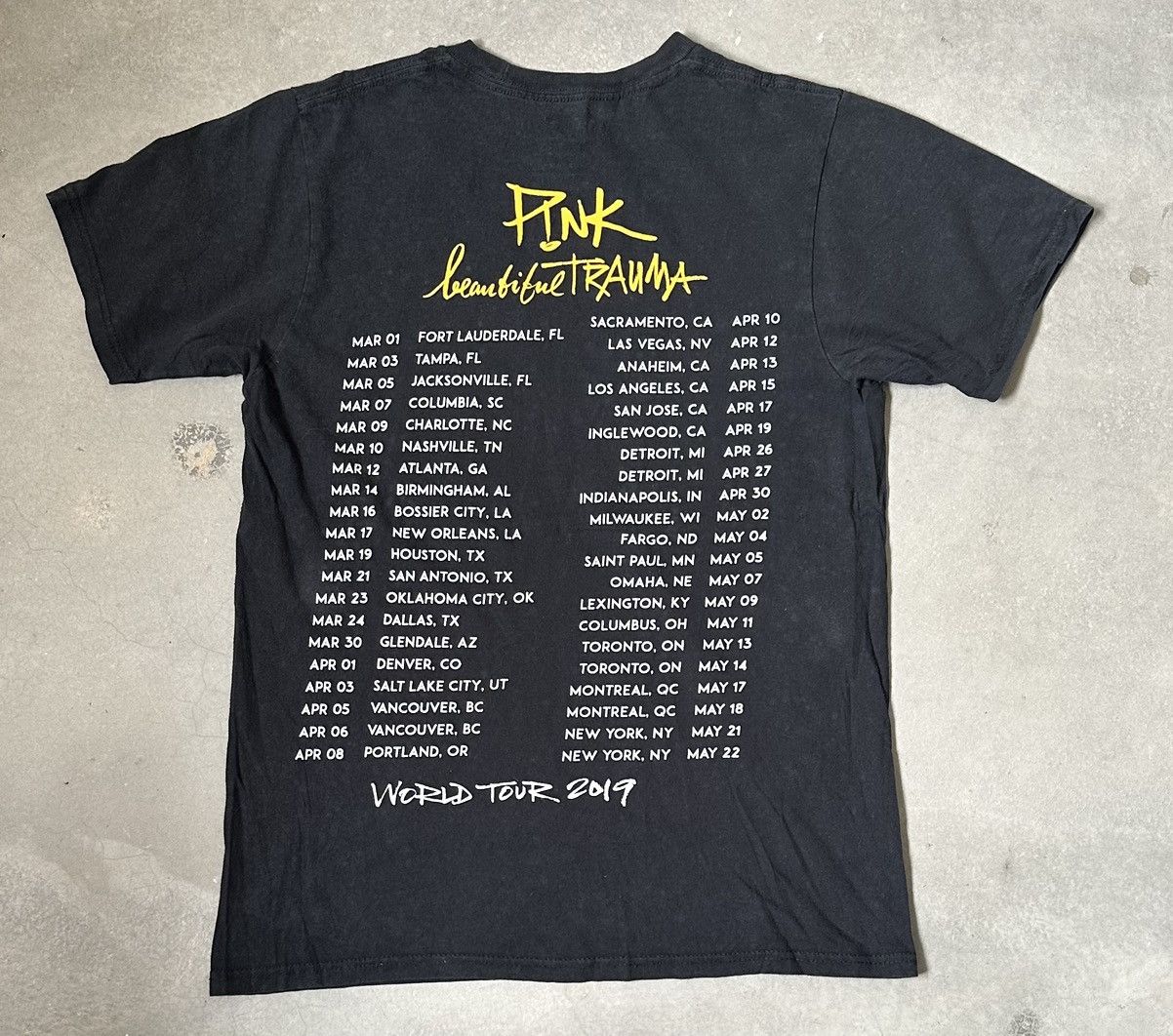 Vintage PINK TOUR TEE WELL FADED Size US M / EU 48-50 / 2 - 5 Thumbnail