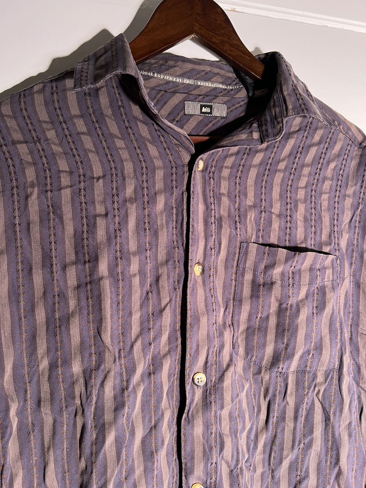 Vintage Y2K 2000's VTG Vintage REI Abstract Retro Pattern Shirt Size US S / EU 44-46 / 1 - 3 Thumbnail