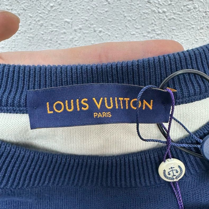Louis Vuitton Louis Vuitton Dark Blue Gradient Full Print LOGO Knitted S Size US XL / EU 56 / 4 - 3 Thumbnail