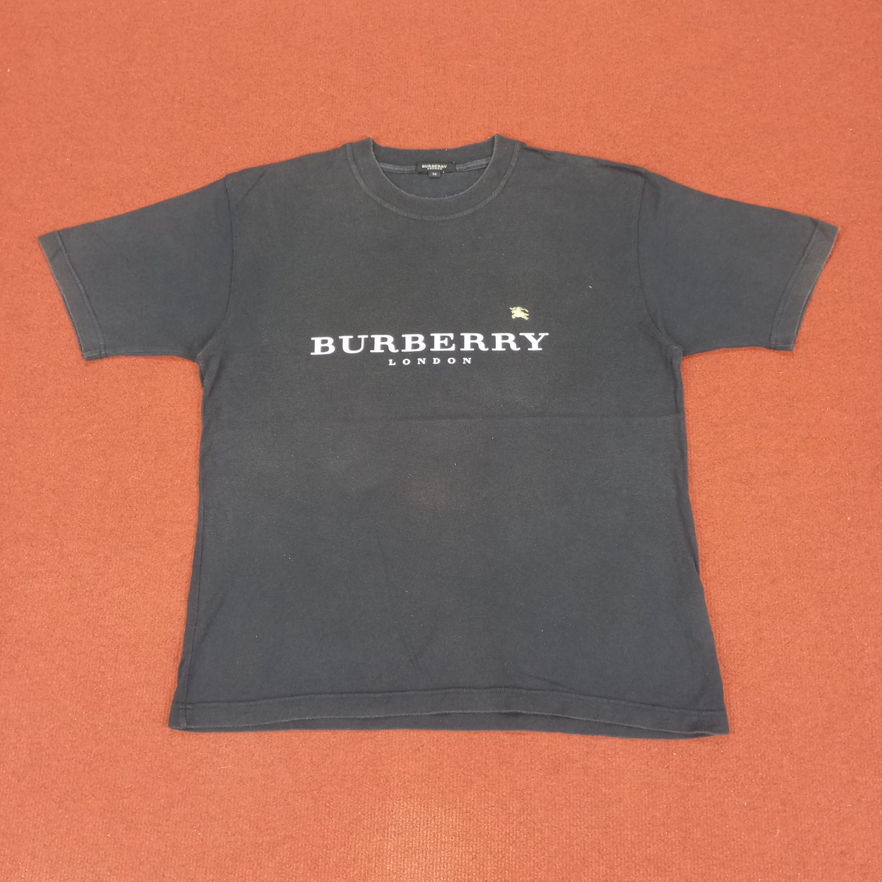 Burberry Burberry London Small Logo Design Custom Art Tshirt Size US L / EU 52-54 / 3 - 1 Thumbnail