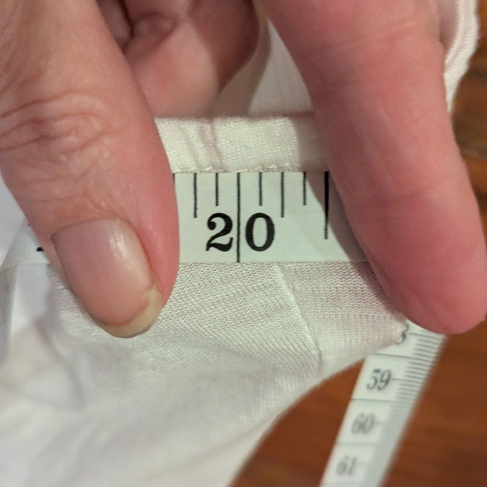 Banana Republic Banana Republic White Embellished Fitted Tank Top Size M / US 6-8 / IT 42-44 - 8 Thumbnail