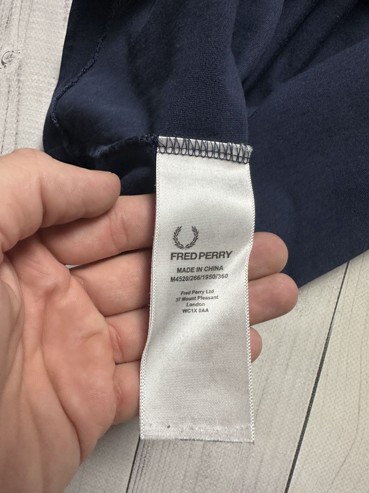 Fred Perry × Vintage Vintage Fred Perry tee big logo size S Size US S / EU 44-46 / 1 - 4 Thumbnail