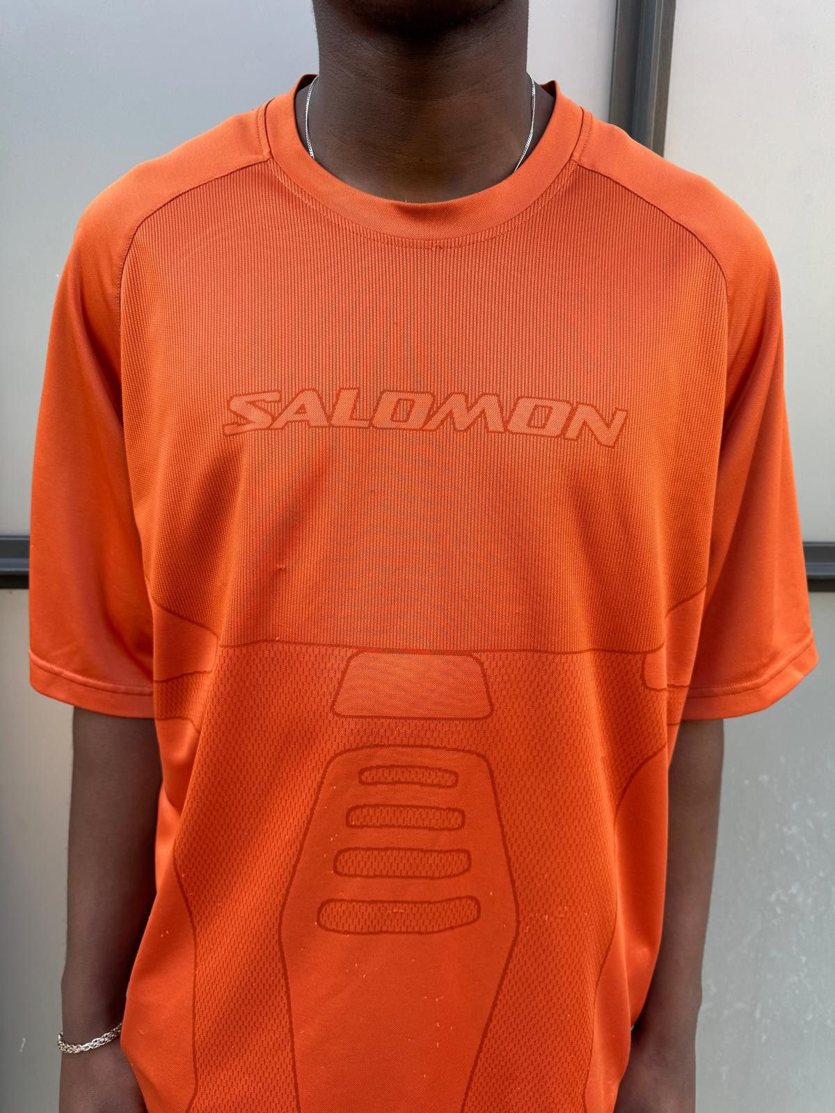 Salomon Early 2000's Salomon Bright Orange Futuristic Graphic Tee Size US L / EU 52-54 / 3 - 2 Thumbnail