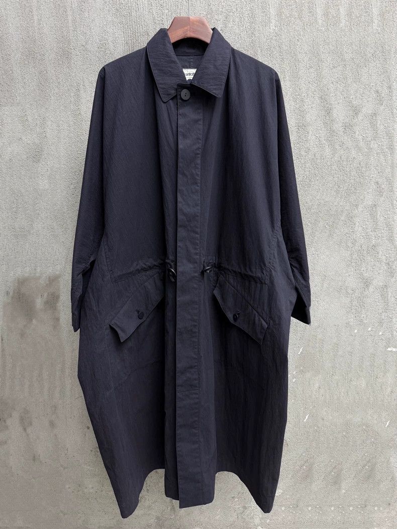 Issey Miyake Blue loose-fitting trench coat