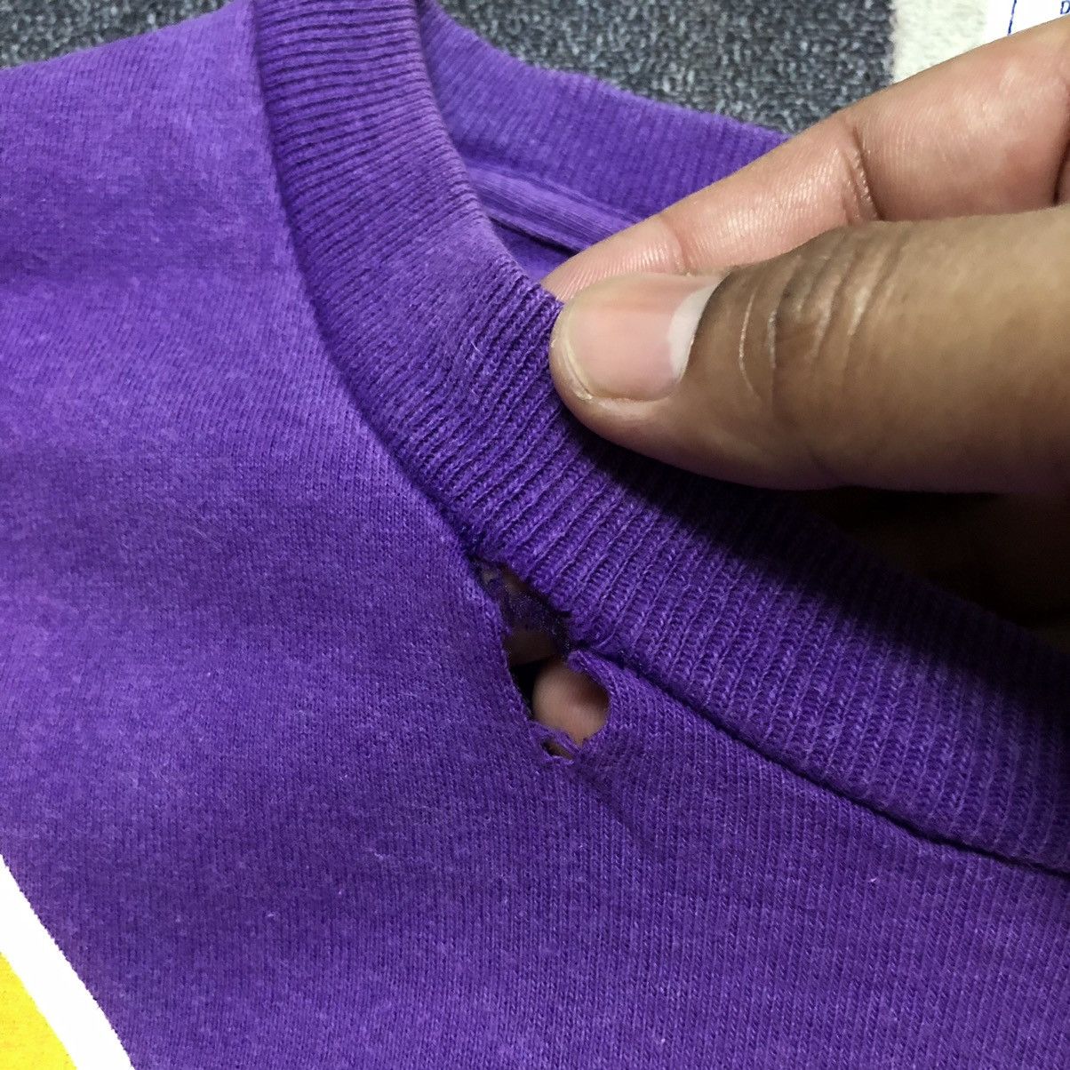 NBA Rare‼️🔥Vintage NBA LA Lakers Shaquille O'neal #34 T-Shirt Size US M / EU 48-50 / 2 - 12 Thumbnail