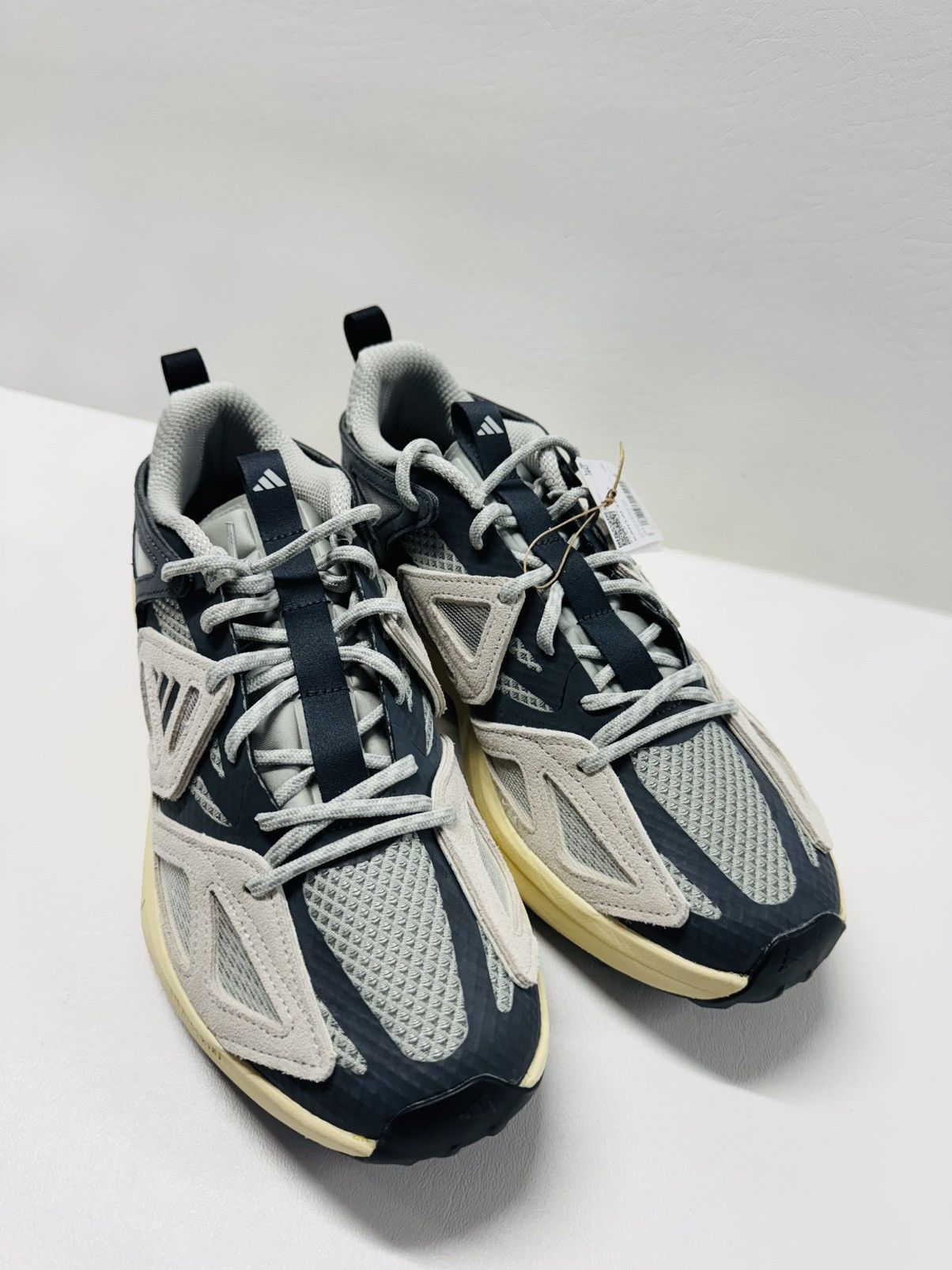 Adidas Adidas Kantai Trail Shoes Wonder Silver Size US 10.5 / EU 43-44 - 4 Thumbnail