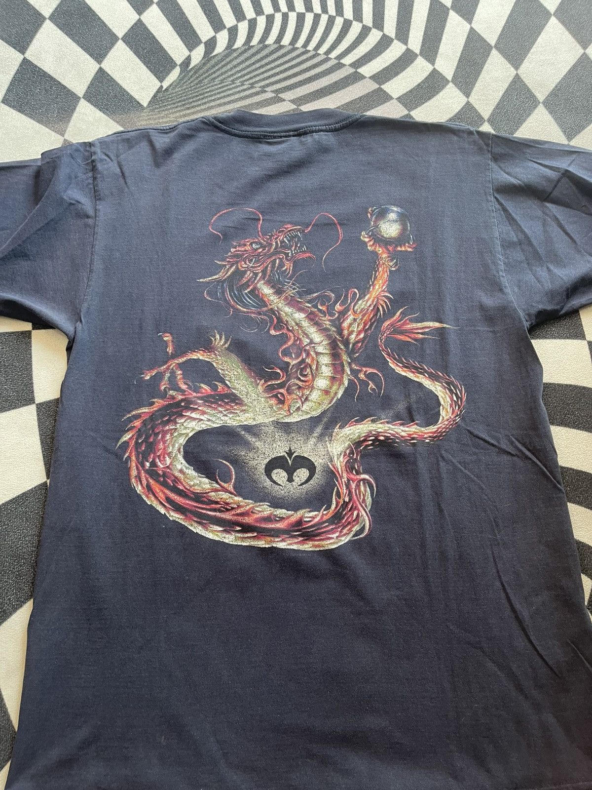 Vintage Vintage B Squared Dragon Graphic T-Shirt Y2K Size US L / EU 52-54 / 3 - 6 Thumbnail