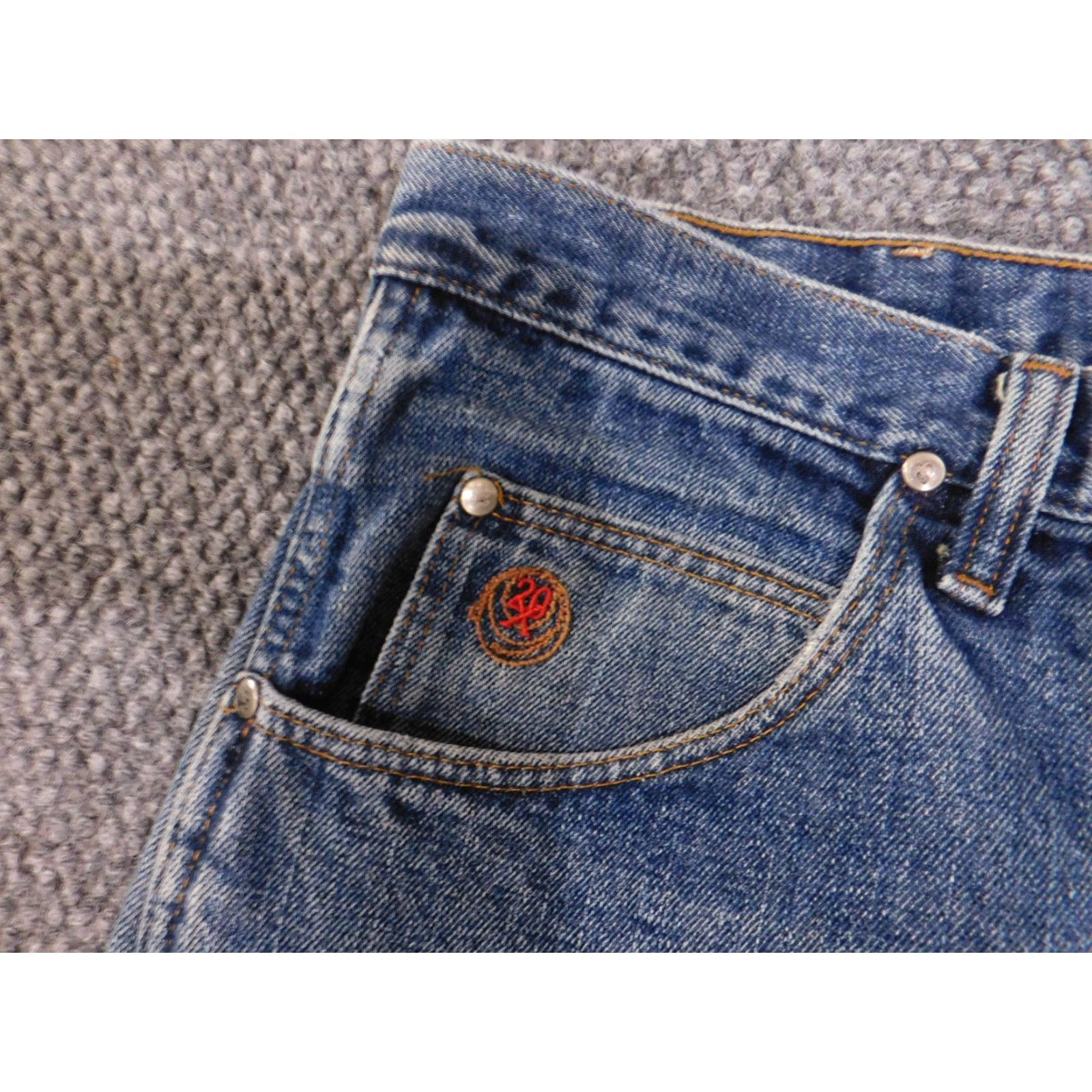 Wrangler VINTAGE Wrangler Jeans Mens 36x34 Blue Denim Straight Leg TwoX Skull Patch 90s Size US 36 / EU 52 - 3 Thumbnail