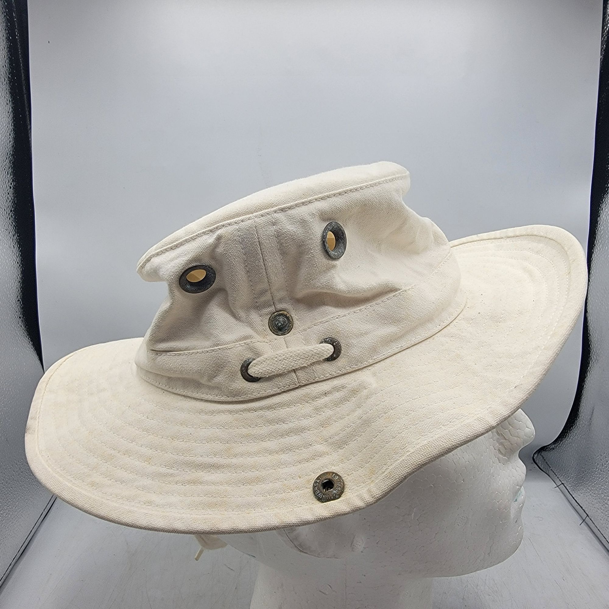 Tilley Endurables Hat Size 7 Beige Breathable Outdoors Campi