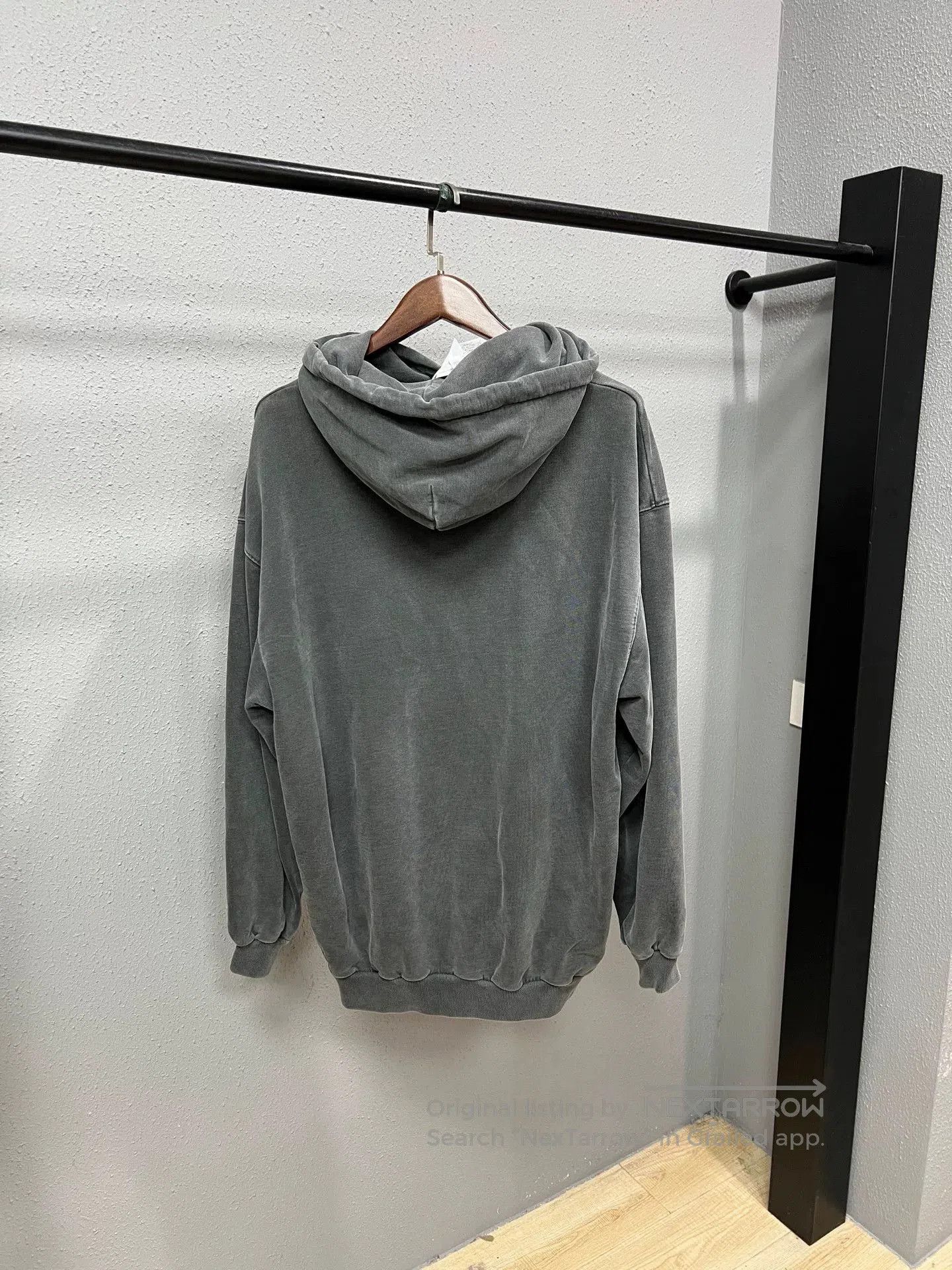 Balenciaga balenciaga gray hoodie with city design. Size US S / EU 44-46 / 1 - 2 Thumbnail
