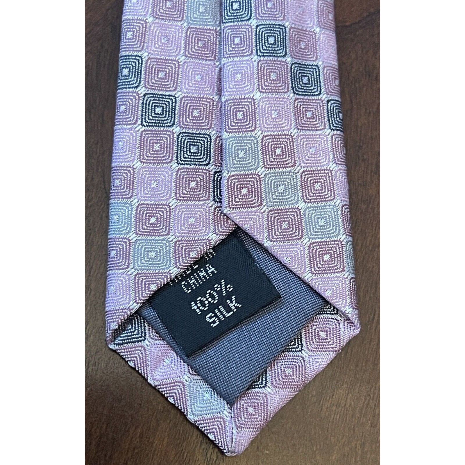 Madison Madison Pink 100% Silk Men’s Neck Tie Made In China Size ONE SIZE - 7 Thumbnail