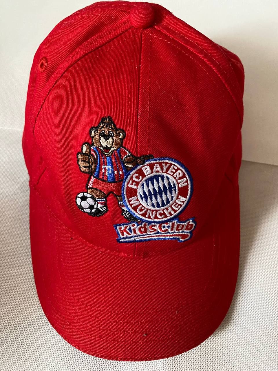 Vintage FC Bayern München Kids Club Kinder Mütze Bernie Stick Cap Size ONE SIZE - 1 Thumbnail